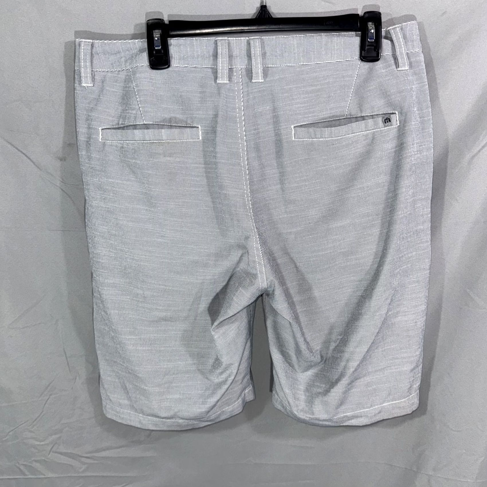 TravisMathew TravisMathew Shorts Mens 33 Gray Stripe Lightweight Casual Golf Chino Summer Size US 33 - 2 Thumbnail