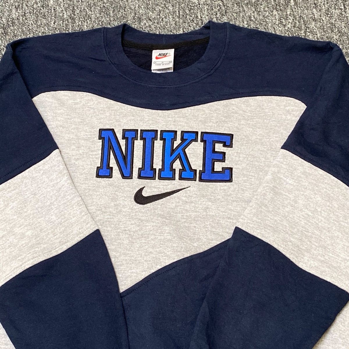 Other Nike reworked sweatshirt Mens S Grey Blue Size US S / EU 44-46 / 1 - 2 Thumbnail