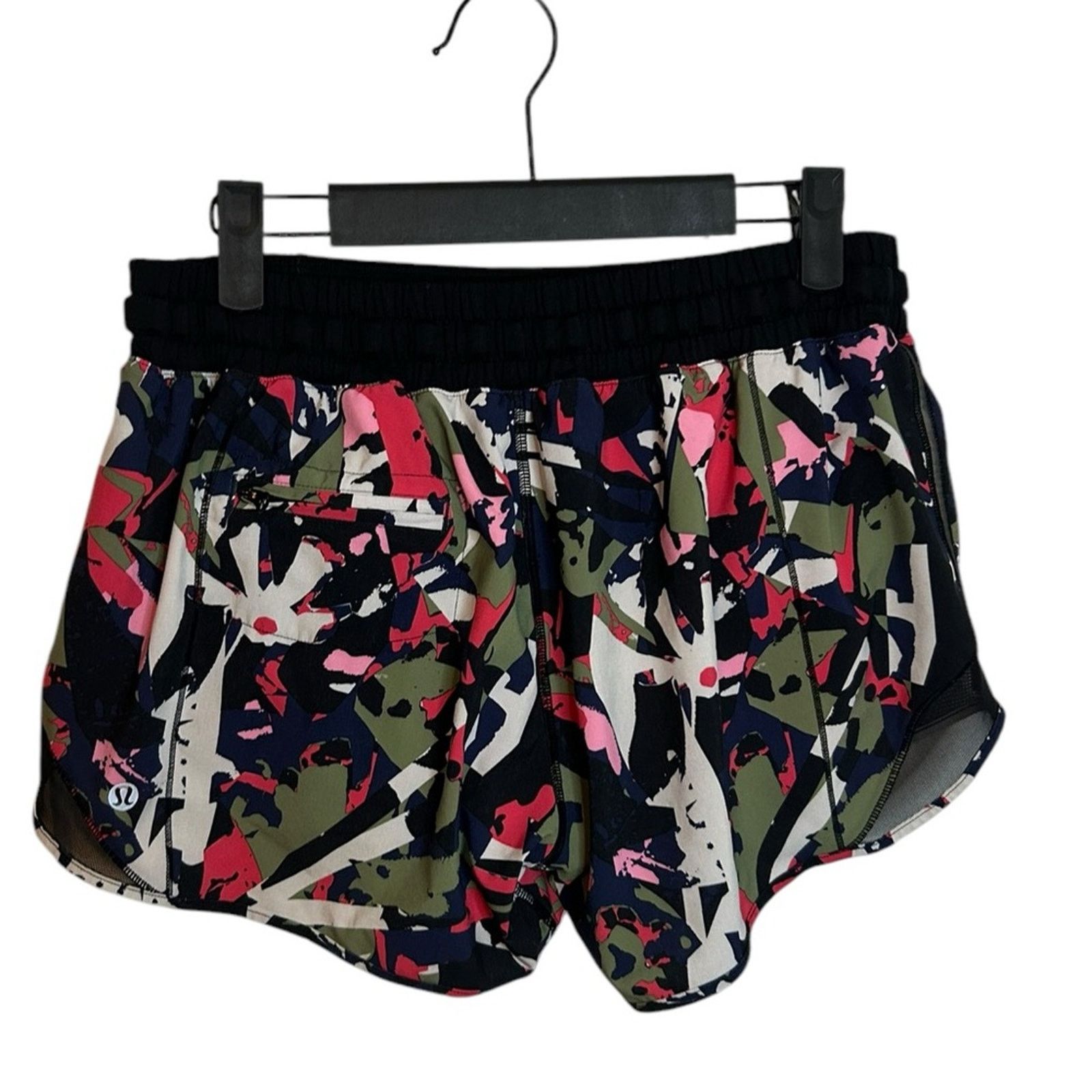 Lululemon Lululemon Pop Cut Boom Juice Hotty Hot Shorts Size 30" / US 8 / IT 44 - 2 Thumbnail