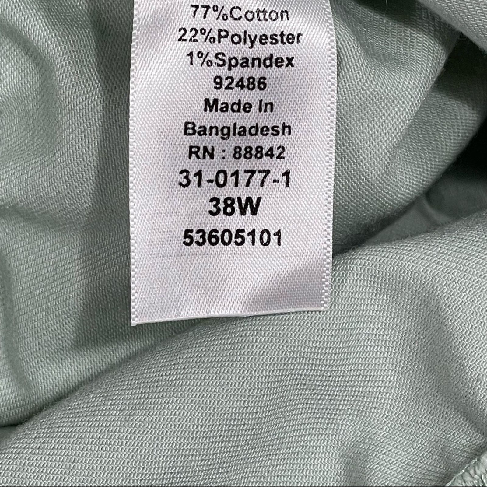 Other WOMAN WITHIN Plus Size Capri Pants Pale Green Size 38W NWT Size 25" / US 0 / IT 36 - 5 Thumbnail