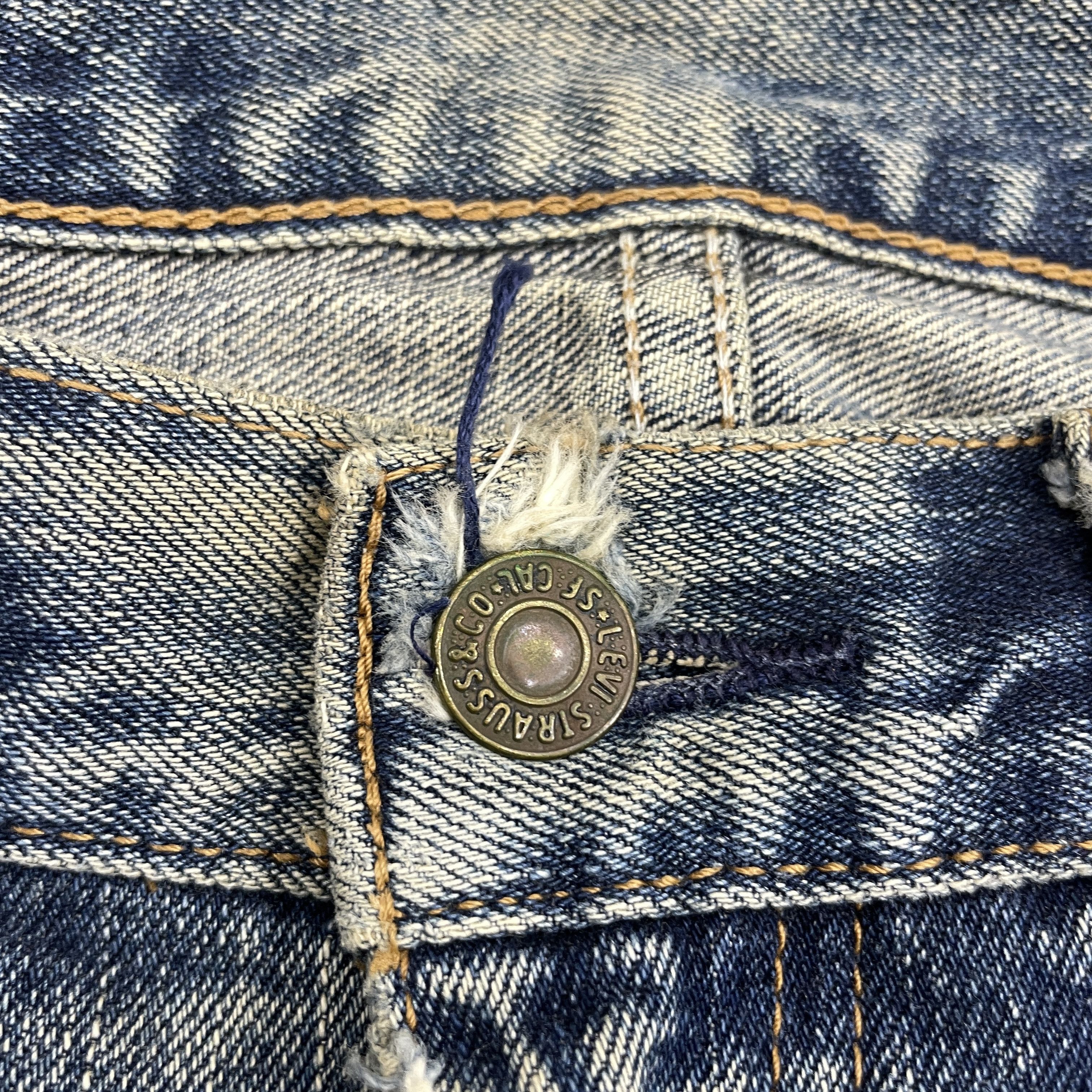 Levi's × Vintage Vintage Levi's 505 Faded Distressed Jeans - WC329 Size US 30 / EU 46 - 9 Thumbnail