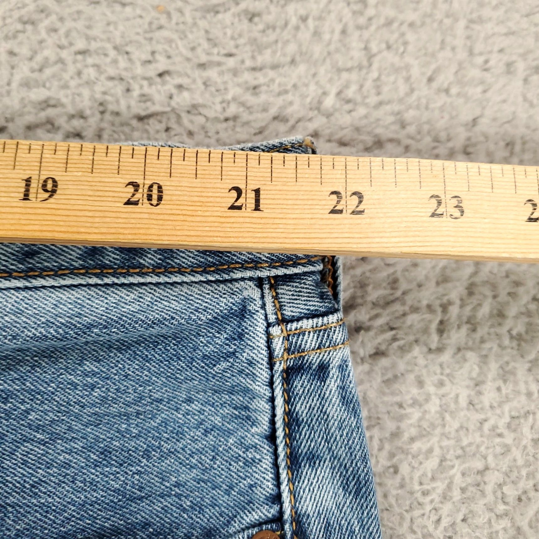 Levi's Levi's 501 Jeans Mens 44x32 Button Fly Straight Leg Denim Cotton Medium Blue 90s Vintage: No Size US 44 / EU 60 - 2 Thumbnail