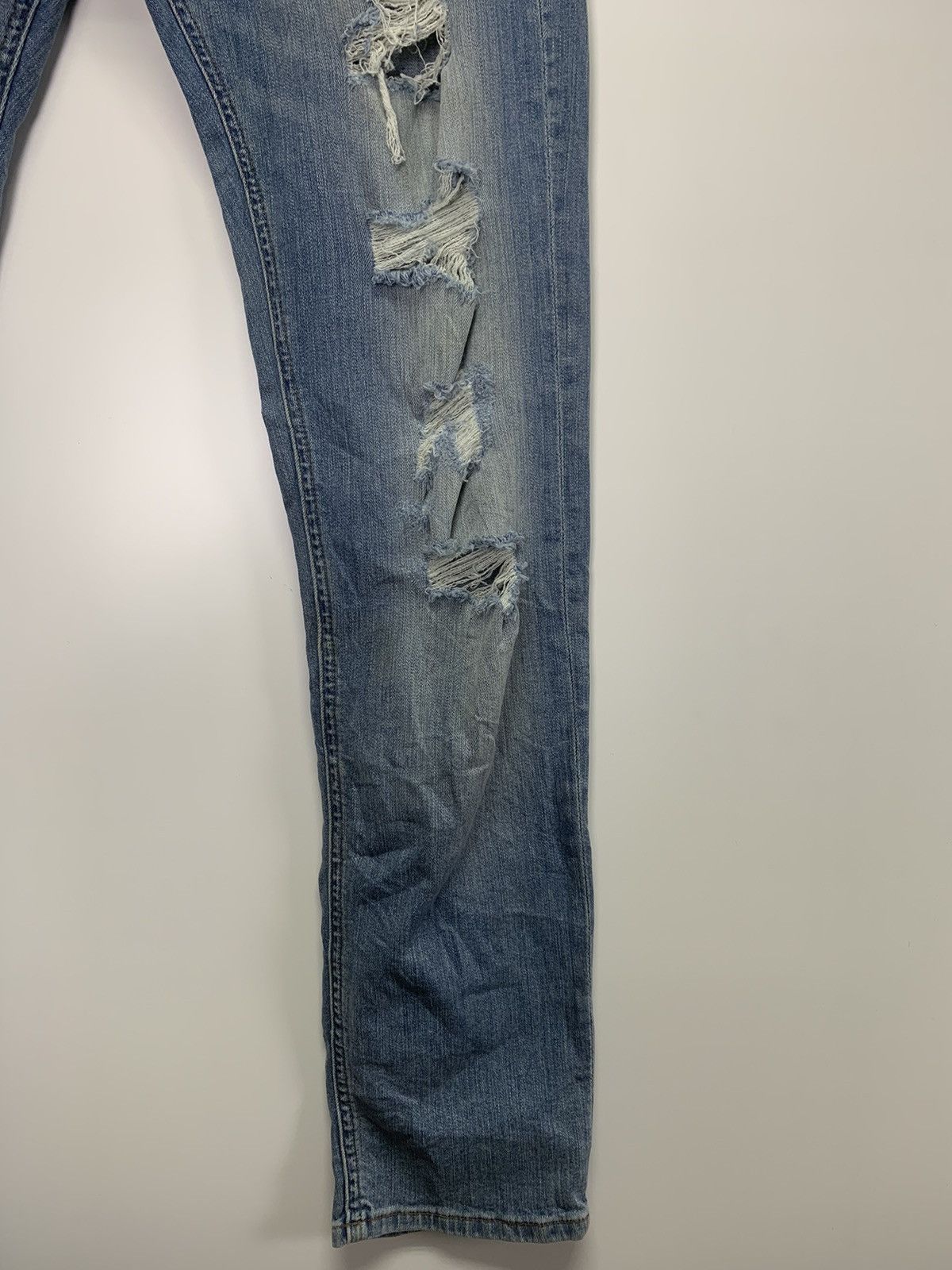 H&M H&M Distress Jeans Size US 34 / EU 50 - 6 Thumbnail