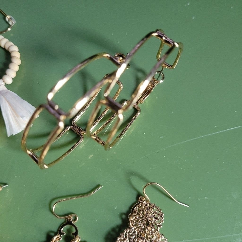 Torrid Torrid and Kolh's assortment of earrings. NWOT Size ONE SIZE - 4 Thumbnail