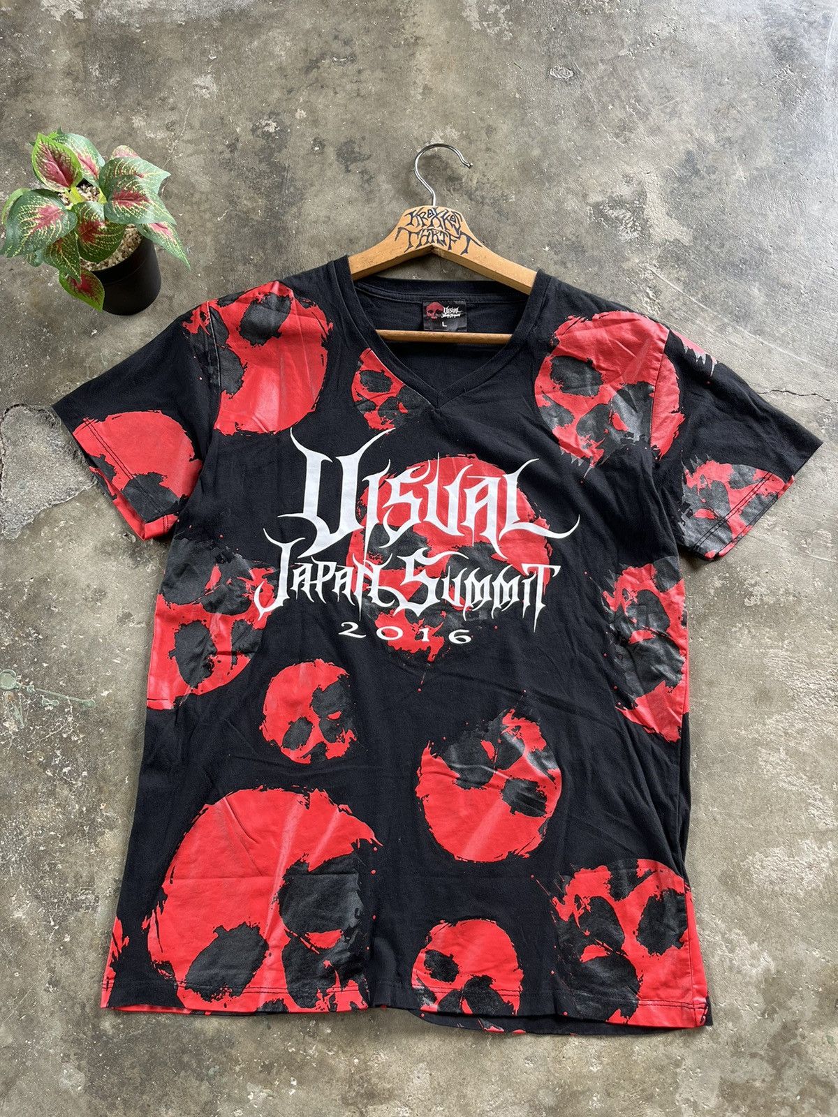 Japanese Brand 🔥RARE Visual Japan Summit 2016 Full Skull Logo Tee Japan Size US L / EU 52-54 / 3 - 1 Thumbnail