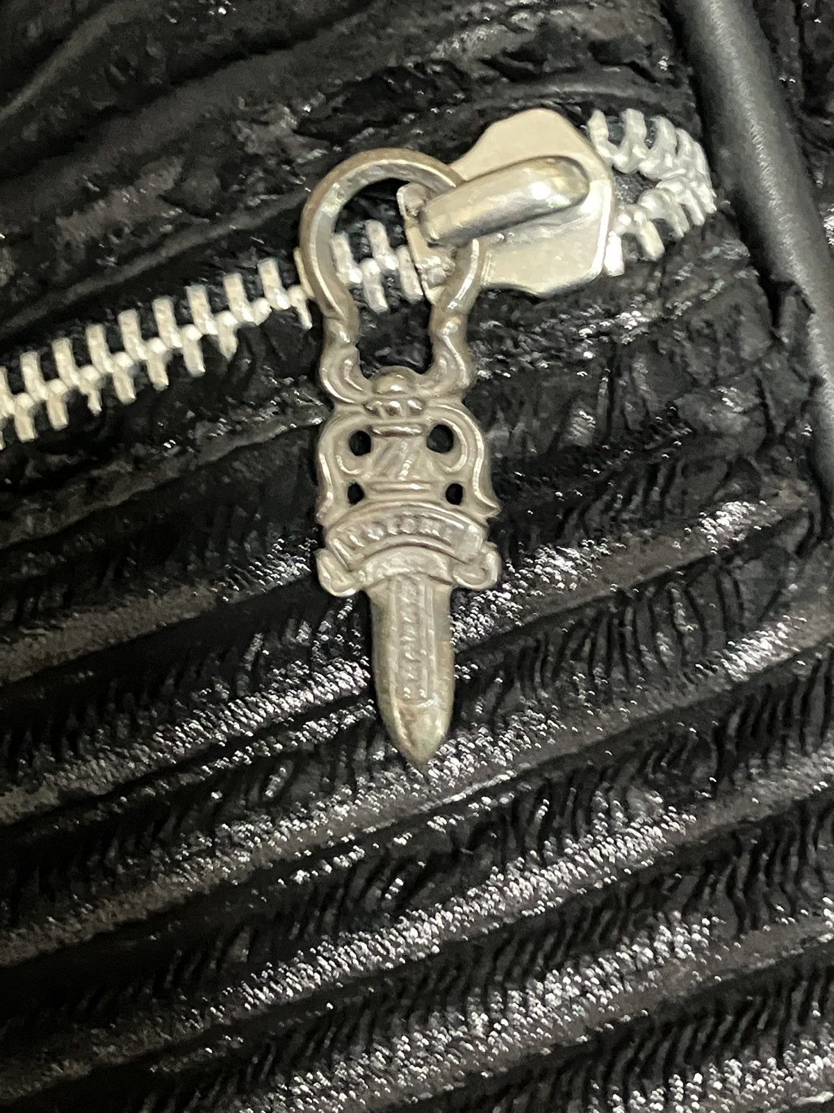 Chrome Hearts Chrome Hearts Waxed Destroyed Leather Cross Patch Bag Size ONE SIZE - 2 Thumbnail