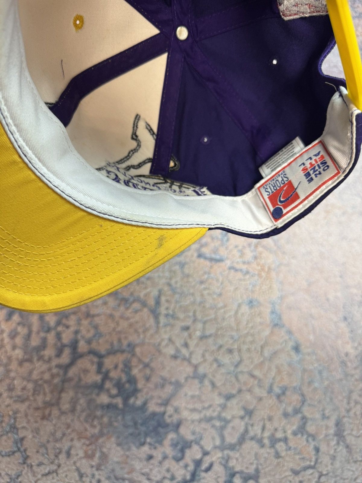 Sports Specialties LA Lakers Sports Specialties Snap back hat cap Size ONE SIZE - 9 Thumbnail