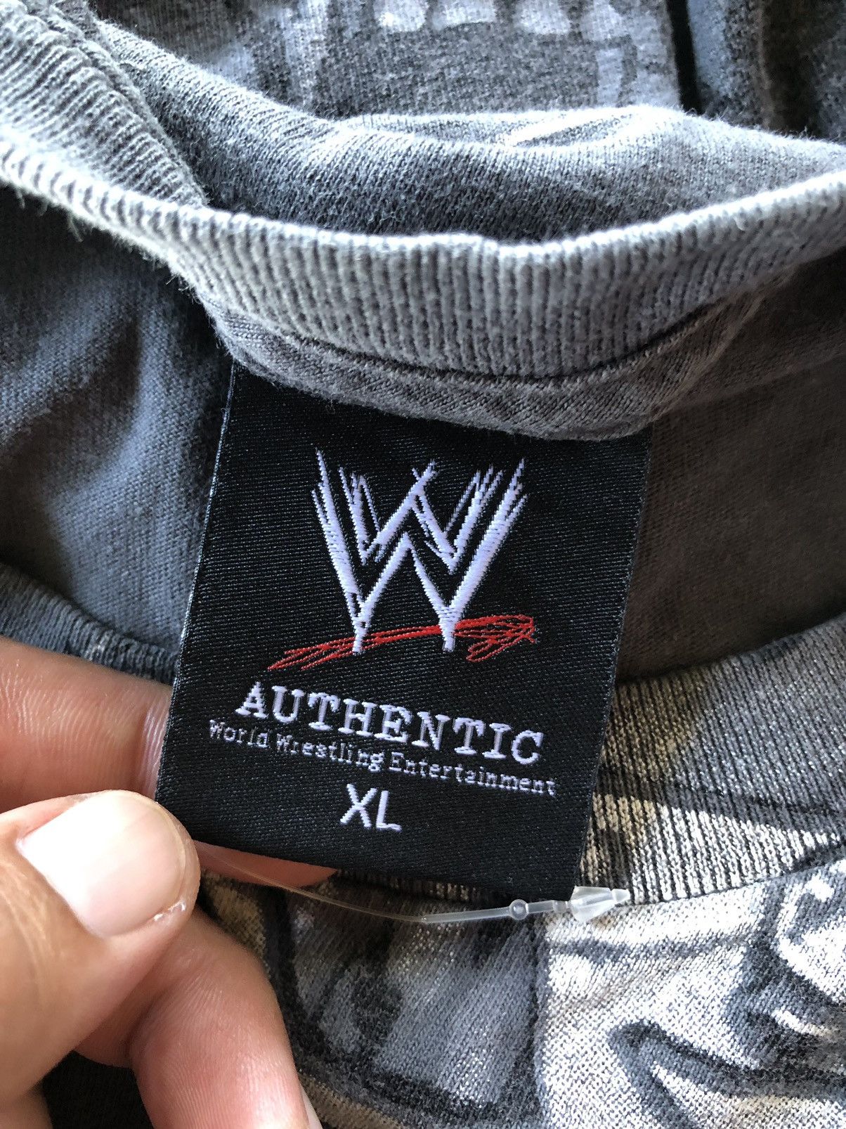 WWE Crazy Grunge Vintage Triple H WWE Shirt Tee OVP Size US XL / EU 56 / 4 - 10 Thumbnail