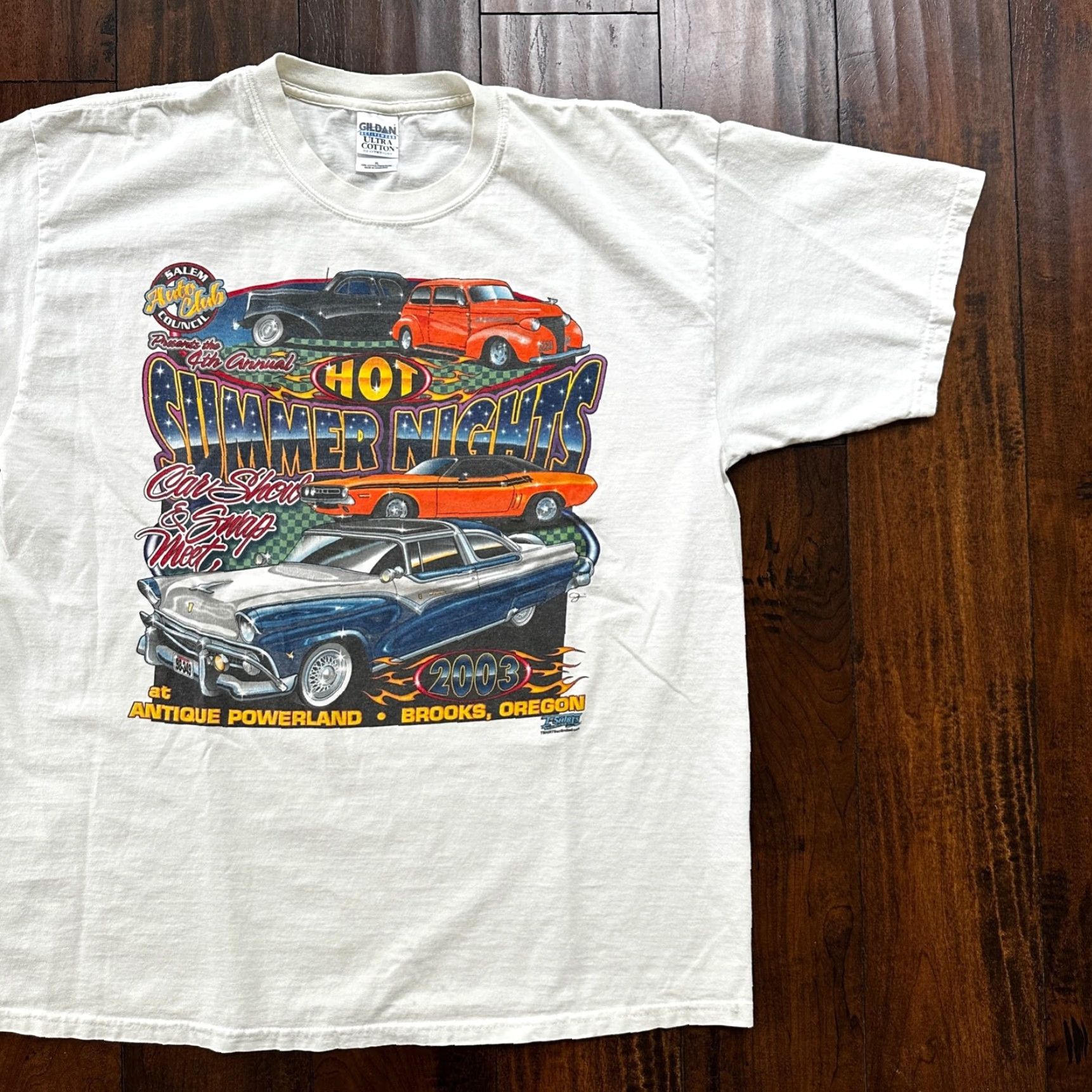 Gildan VINTAGE Brooks Gildan T-Shirt Men XL White Short Sleeve Crew Neck Racing Cars 2003 Y2K 70s 80s 90s Graphic Print Muscle Size US XL / EU 56 / 4 - 2 Thumbnail