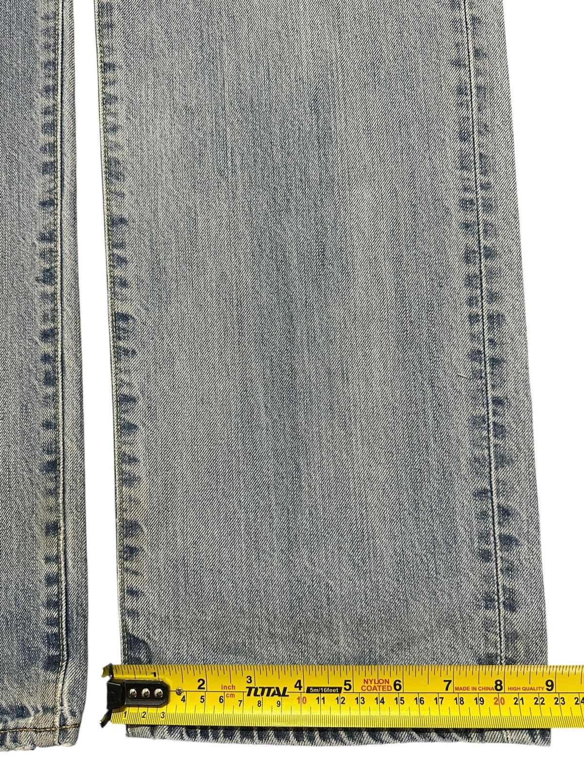 Uniqlo Vintage Japanese Uniqlo Light Blue Wash Faded Distress Baggy Size US 35 - 16 Thumbnail