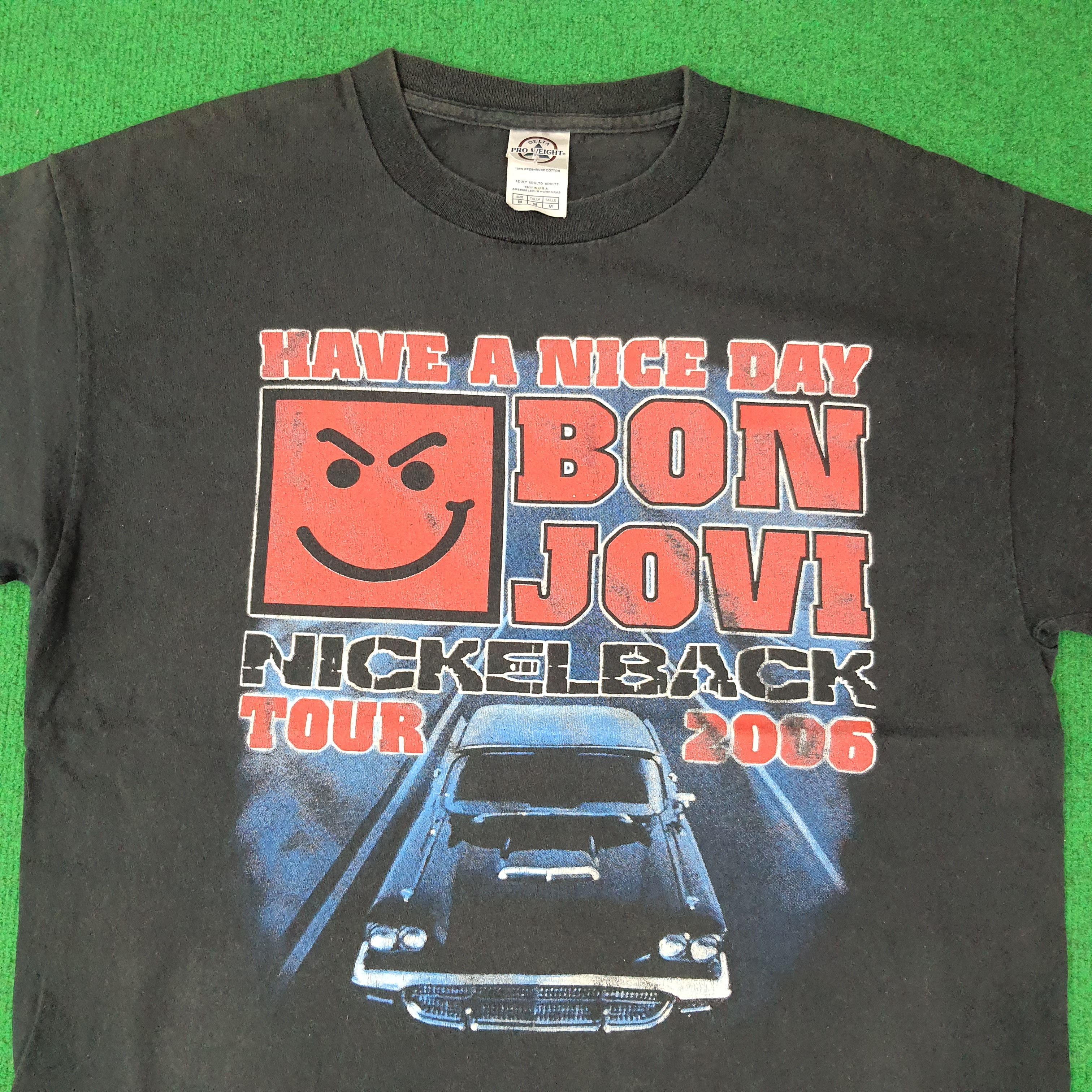Band Tees Vintage Bon Jovi Nickelback Tour 2006 Tshirt C259N71 Size US L / EU 52-54 / 3 - 4 Thumbnail