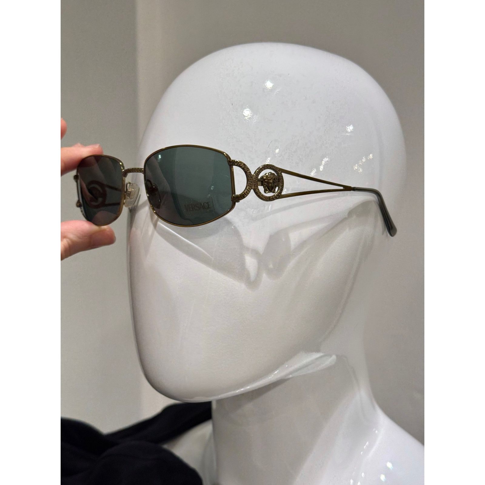 Versace 1990s Versace sunglasses Size ONE SIZE - 1 Thumbnail