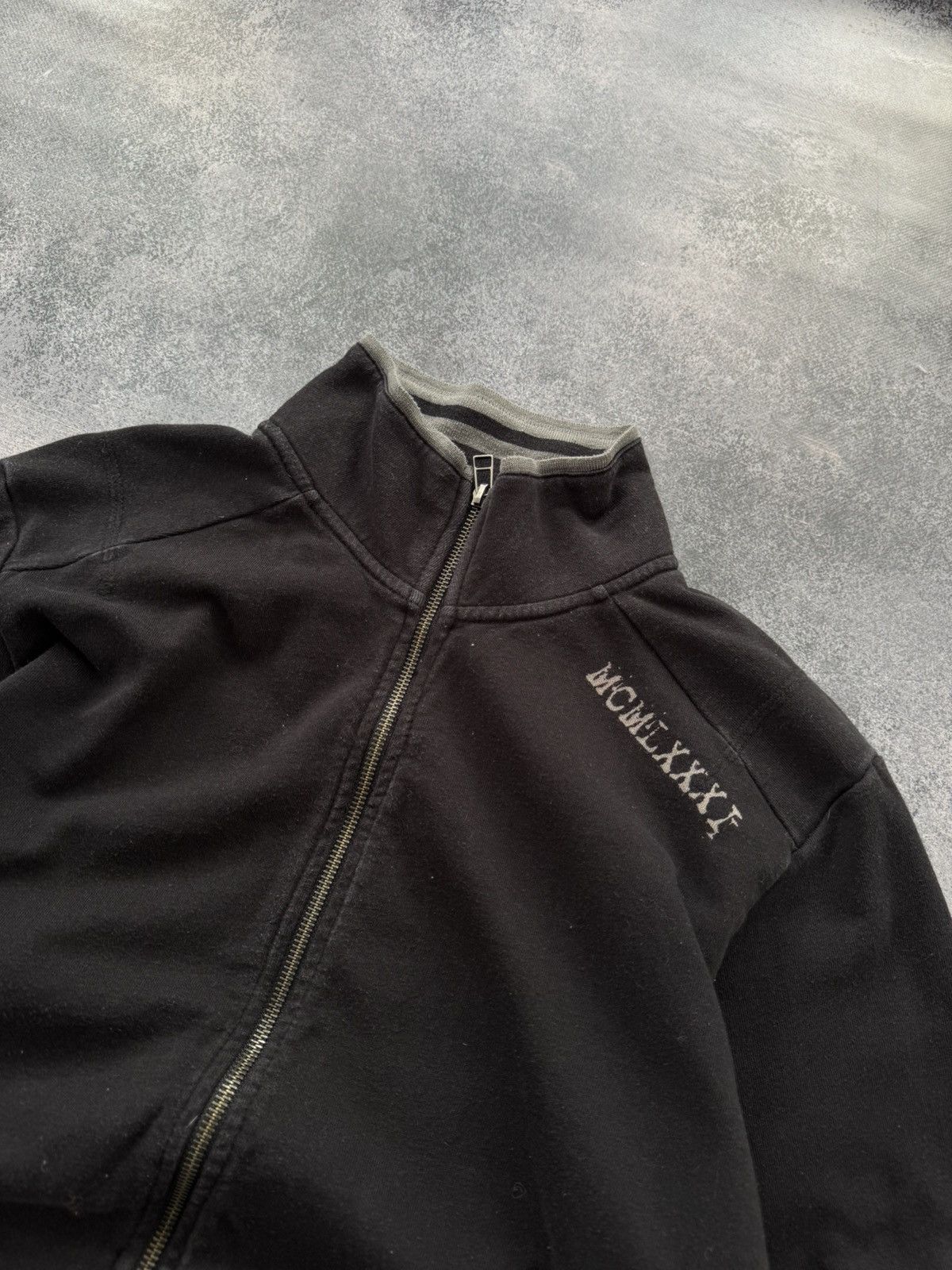 Guess Guess vintage y2k zip sweatshirt japanese brand avant garde Size US L / EU 52-54 / 3 - 5 Thumbnail