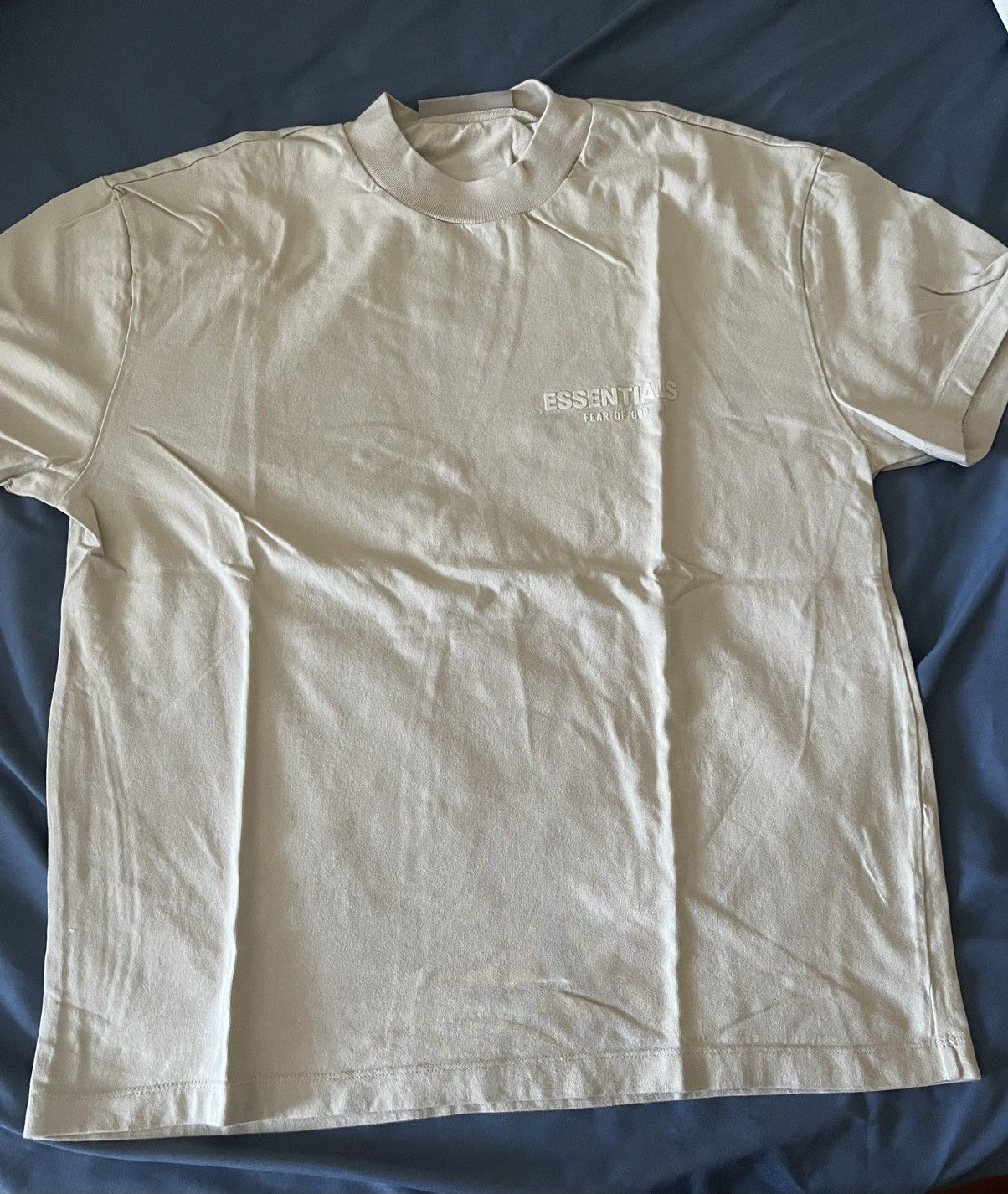 Fear of God Essentials Fear of God T-shirt Size S Wheat Size US M / EU 48-50 / 2 - 1 Thumbnail