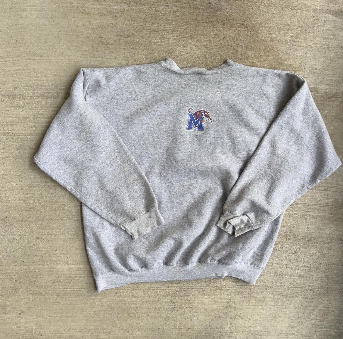 Vintage Vintage Memphis Tigers sweater Size US L / EU 52-54 / 3 - 2 Thumbnail