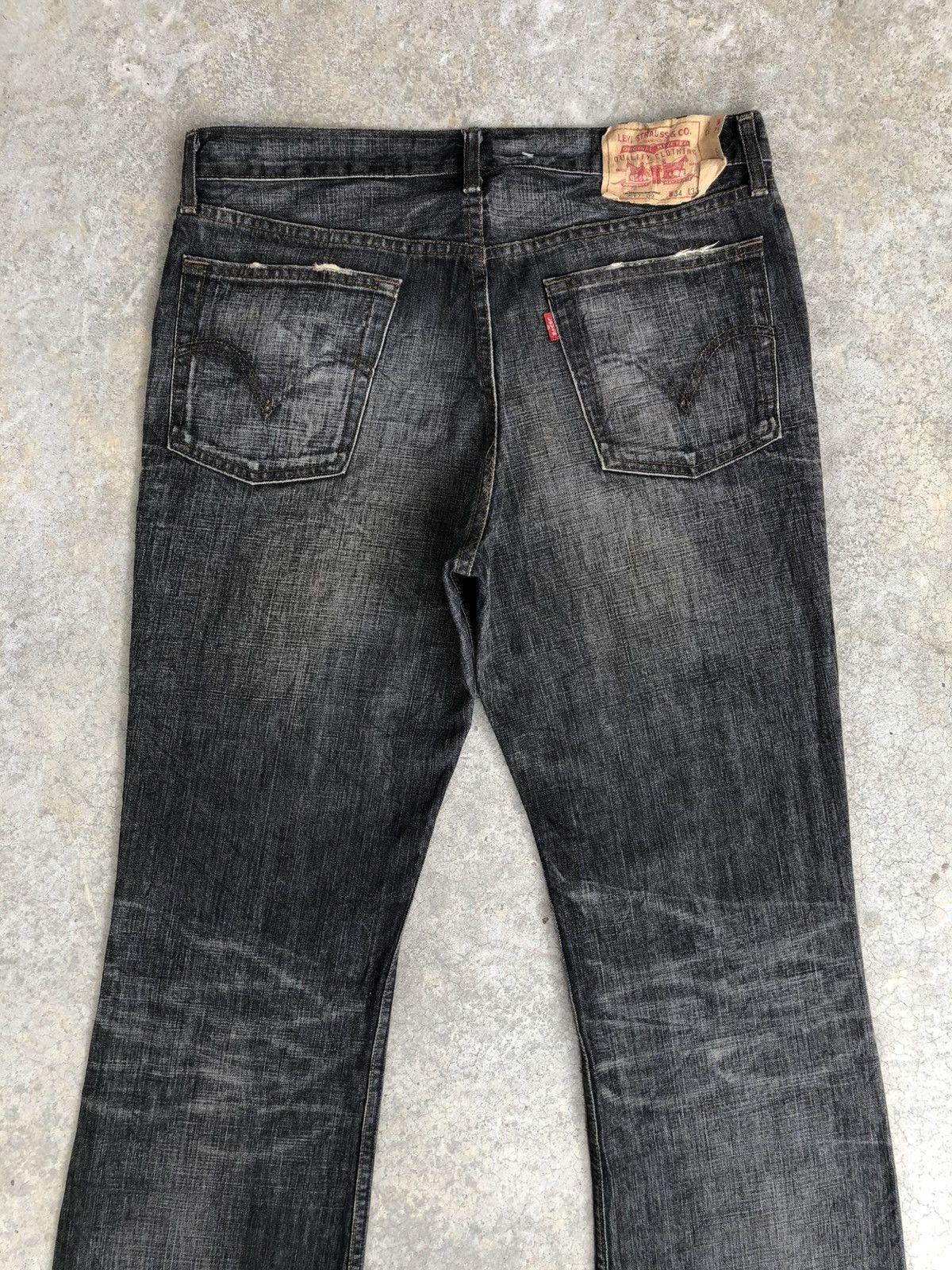 If Six Was Nine Y2k Levi’s 517 Flared Jeans Distressed Denim Size US 33 - 8 Thumbnail