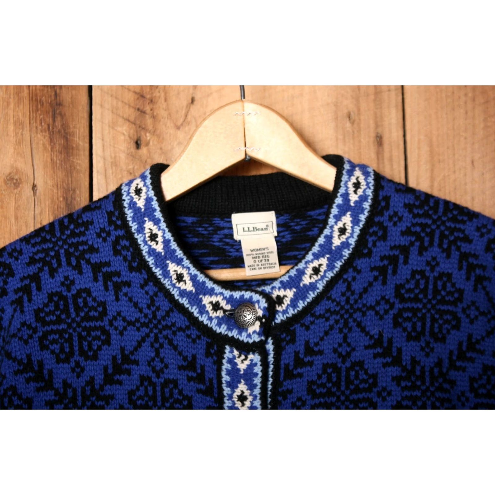 Vintage L.L. Bean Merino Wool Nordic Fair Isle Button Front Cardigan Sweater Women's M/L Cardigan Black Blue White 100% Merino Wool Womens Size M / US 6-8 / IT 42-44 - 2 Thumbnail