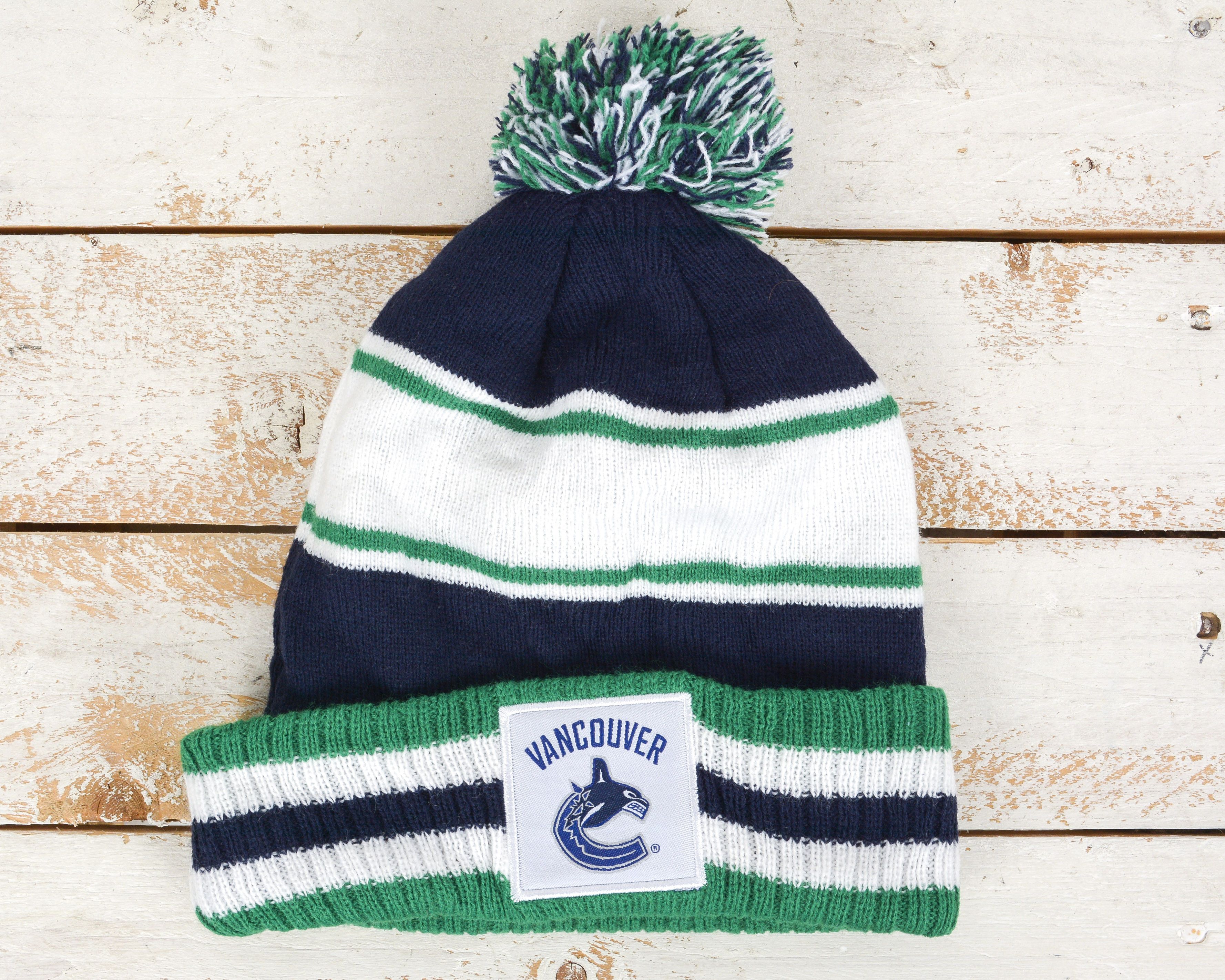 Budweiser × NHL × Vintage Vancouver Canucks pompom Winter Bobble Beanie Hat Cap retro Size ONE SIZE - 1 Thumbnail