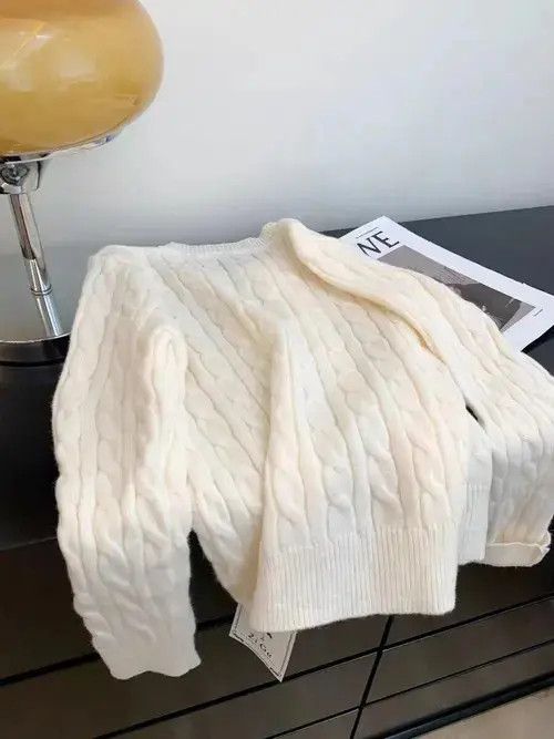 Japanese Brand Retro apricot lazy style twist knitted sweater Size S / US 4 / IT 40 - 2 Thumbnail