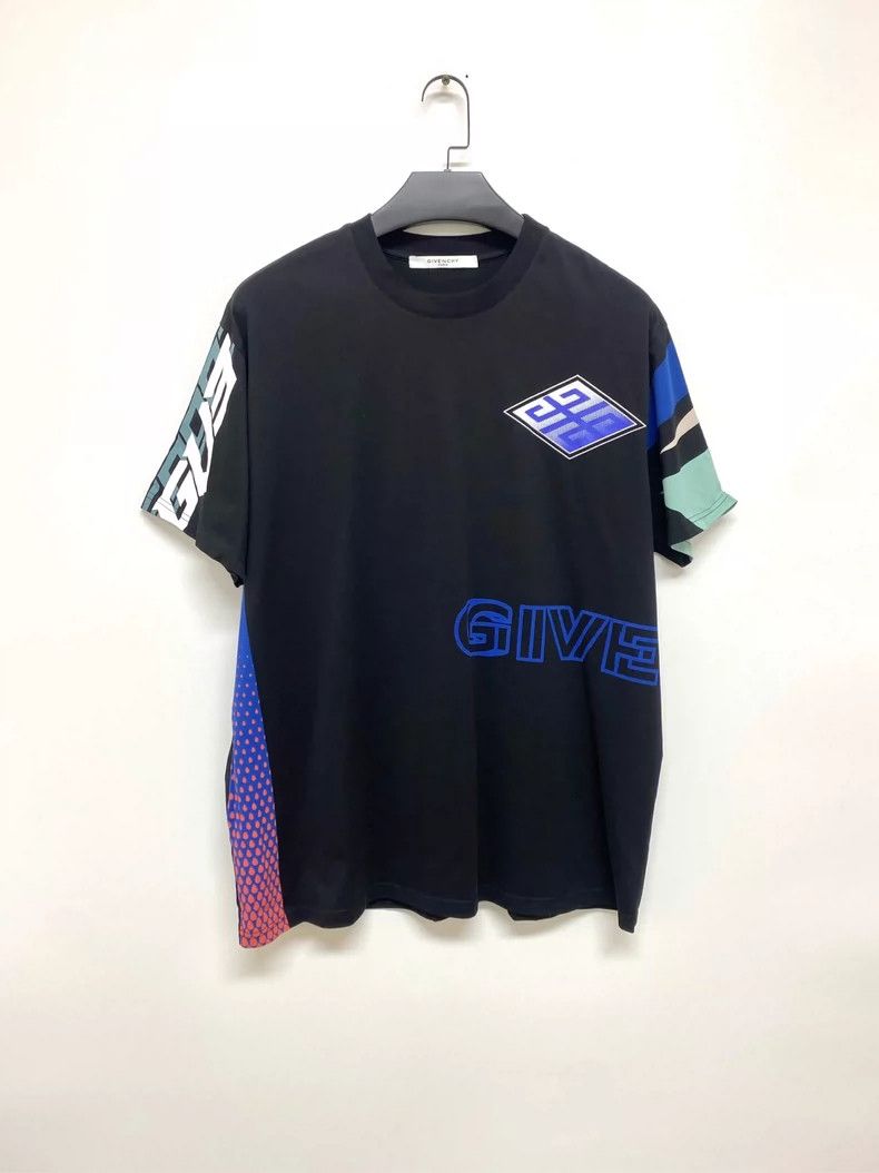 Givenchy givenchy graphic short sleeve shirt size medium-dmc Size US M / EU 48-50 / 2 - 1 Thumbnail