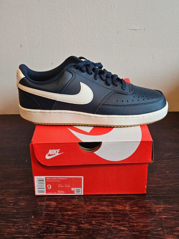 Nike Nike Court Vision LO 42.5 Size US 9.5 / EU 42-43 - 1 Thumbnail