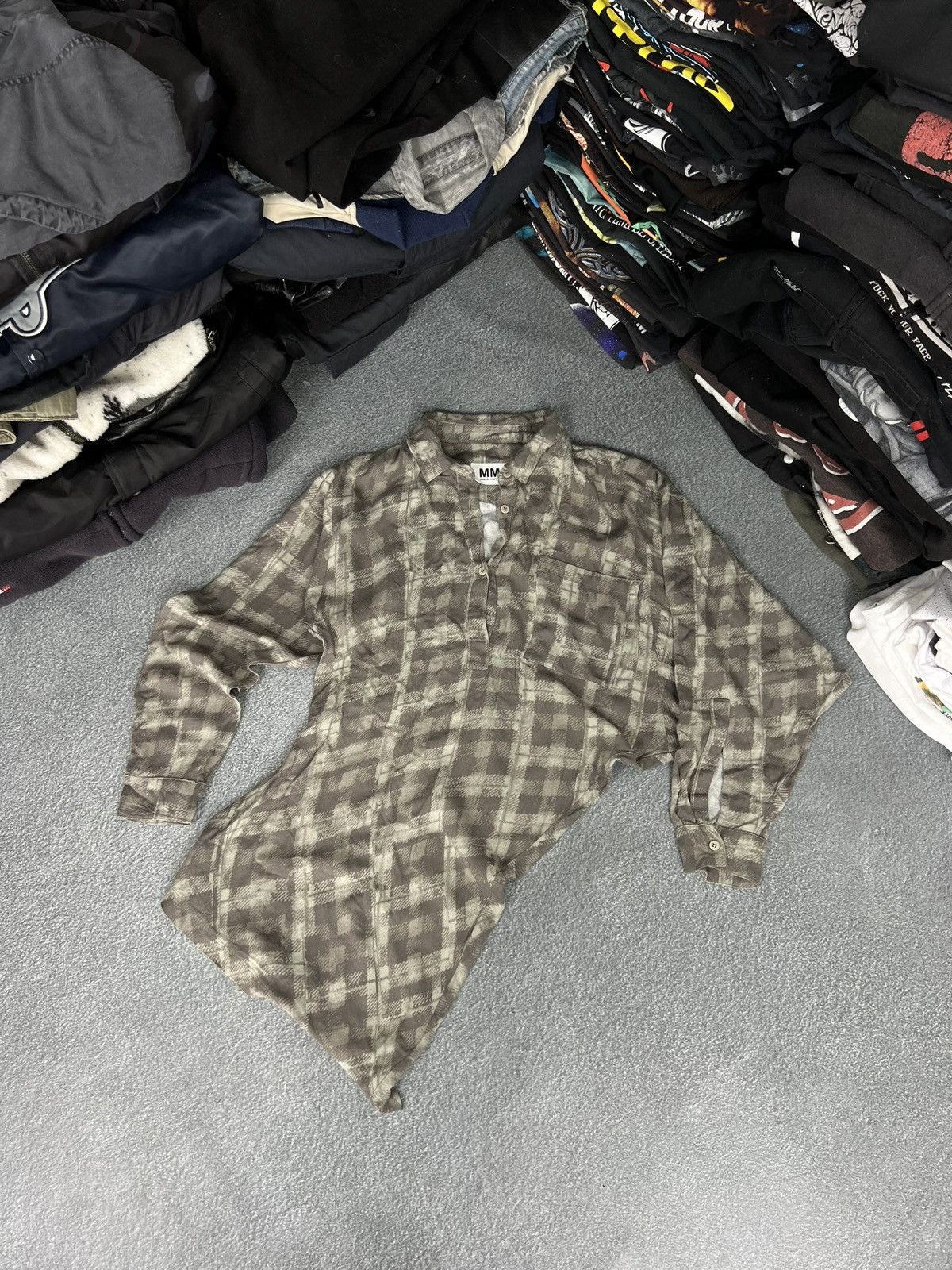 Maison Margiela MM6 asymmetrical check shirt Size M / US 6-8 / IT 42-44 - 1 Thumbnail
