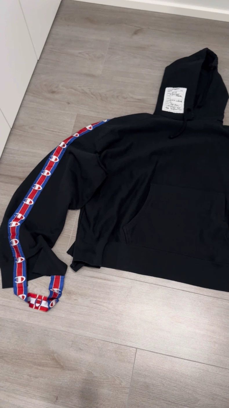Vetements Vetements SizeOS Champion rare co-branded hooded sweatshirt Size US XS / EU 42 / 0 - 1 Thumbnail