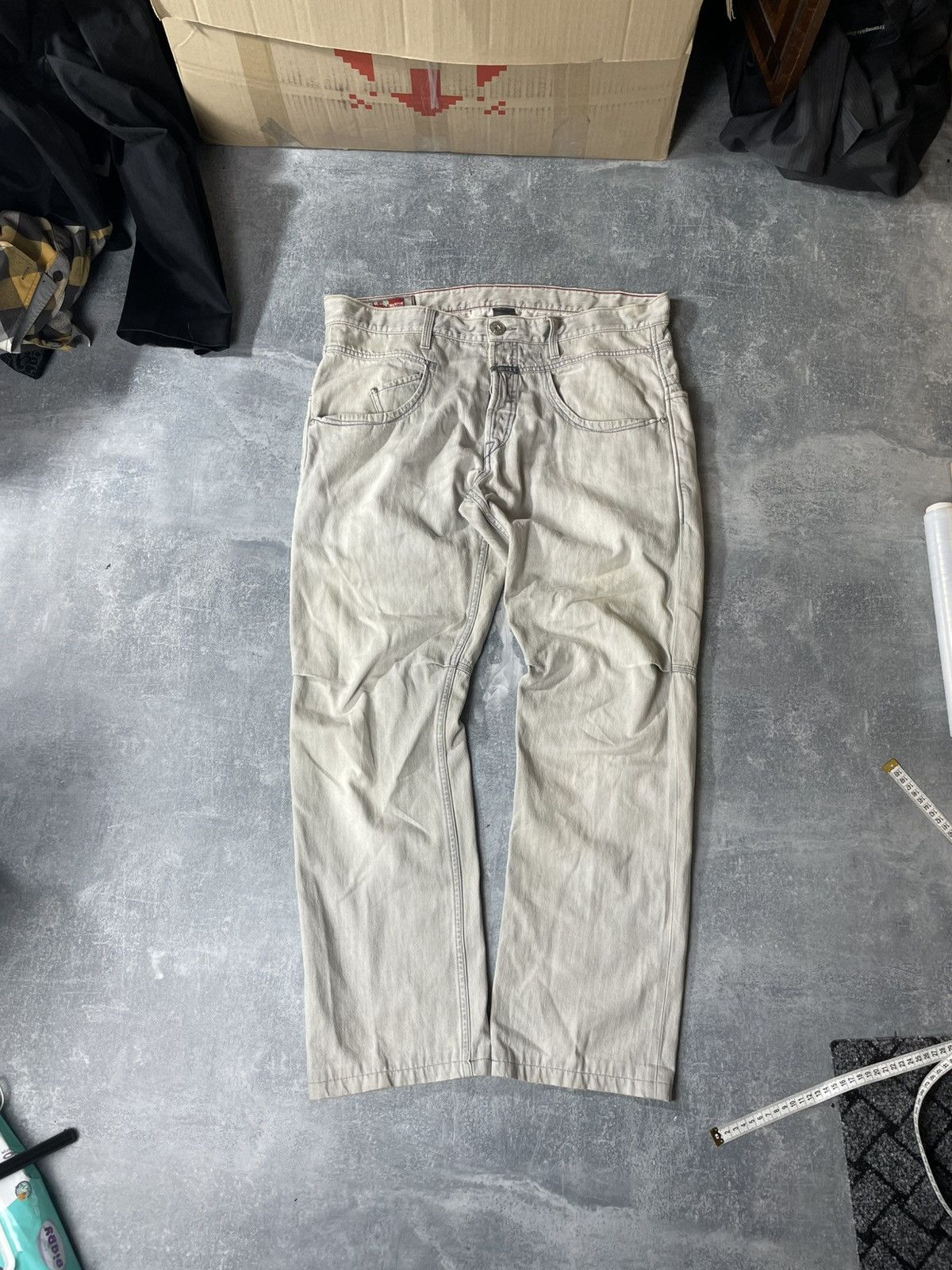 Marithe + Francois Girbaud Marithe Francois Girbaud vintage Y2K buttons pants jeans Size US 34 / EU 50 - 6 Thumbnail