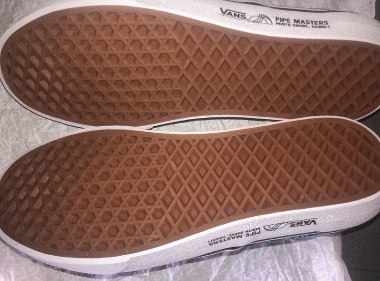 Vans Vans triple crown 2015 limited edition new Size US 7 / EU 40 - 6 Thumbnail