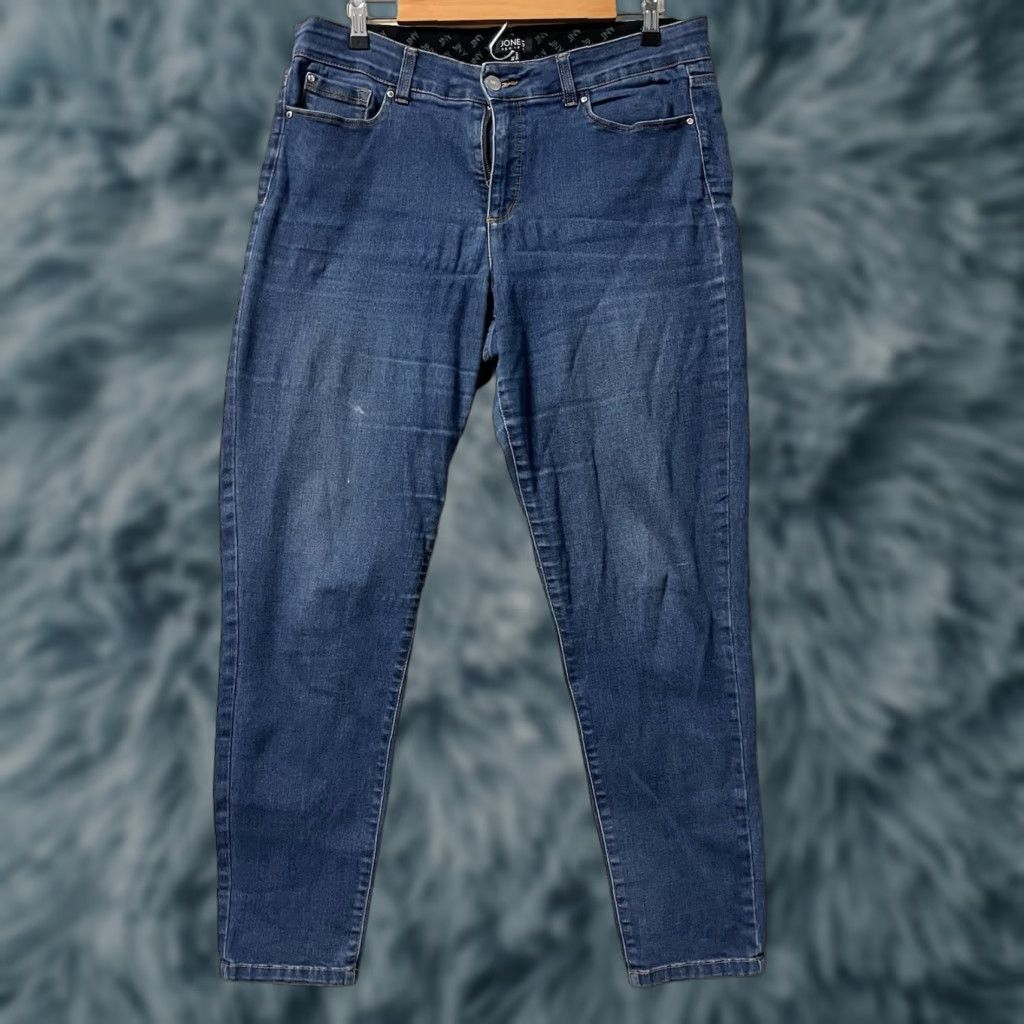 Jones New York Jones New York Women's Jeans Denim Straight Leg Day Jeans Size 12 Blue See Pics Size 34" / US 12 / IT 48 - 1 Thumbnail