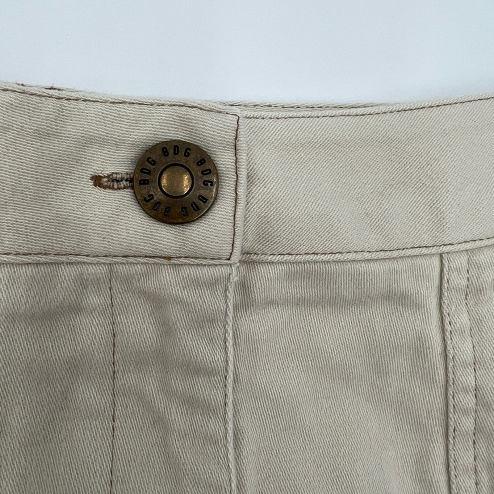 Urban Outfitters Urban Outfitters BDG Beige Denim Mini Skirt Size S-P Size 27" / US 4 / IT 40 - 4 Thumbnail