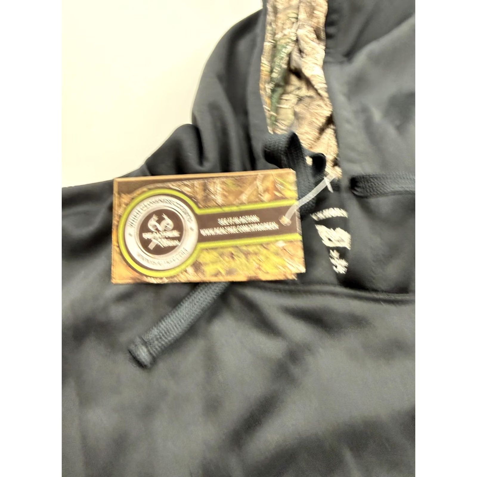 Realtree Buckhorn River Hoodie Mens Medium Black Pullover Knit Realtree Graphic Hunting Size US M / EU 48-50 / 2 - 3 Thumbnail