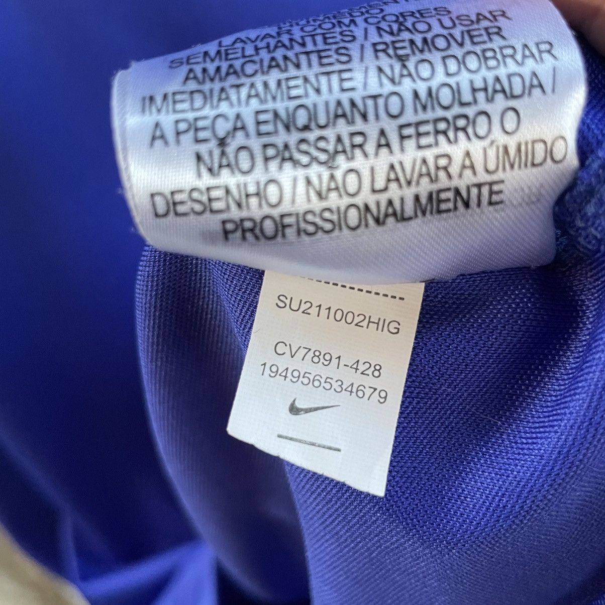 Nike Nike Football Brazil 🇧🇷 Jersey Size US M / EU 48-50 / 2 - 11 Thumbnail