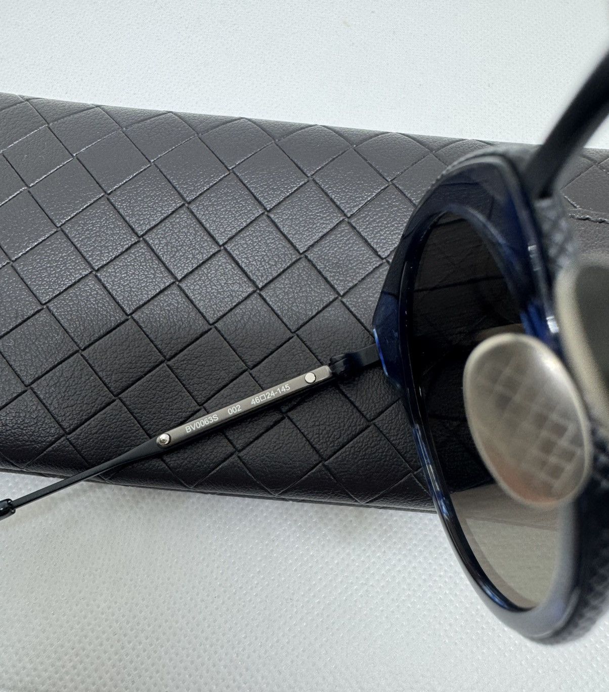 Bottega Veneta BOTTEGA VENETA new sunglasses BV0063S blue smoke Size ONE SIZE - 4 Thumbnail