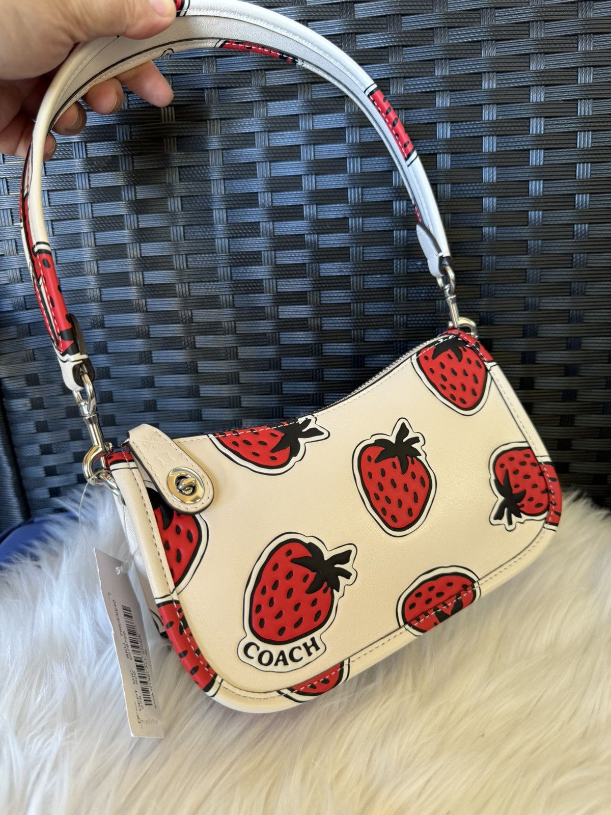Coach Coach Strawberry Mini Leather Swinger 20 LH/Chalk Size ONE SIZE - 1 Thumbnail