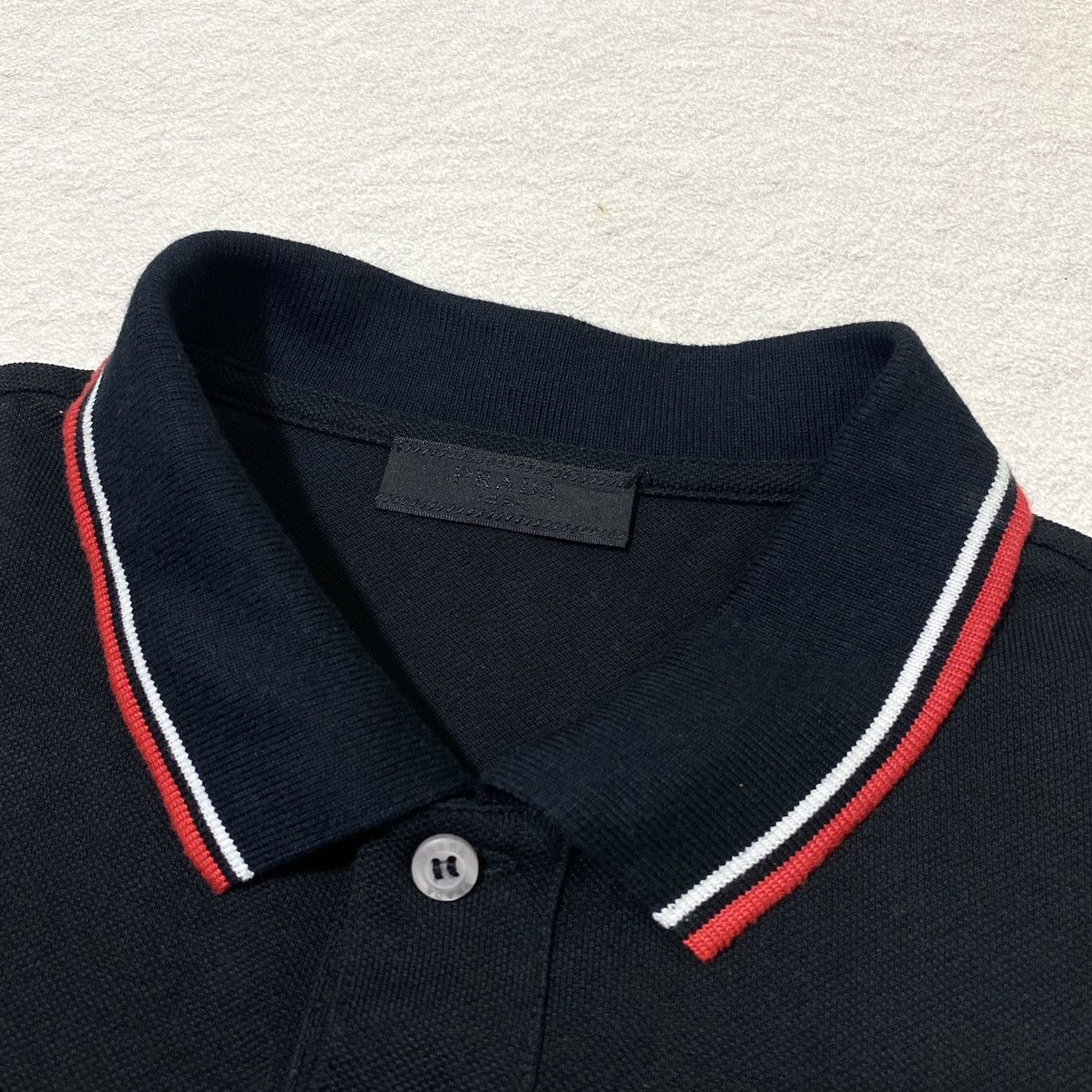 Prada 🔥RARE🔥 Prada Red Tab Poloshirt Size US L / EU 52-54 / 3 - 8 Thumbnail