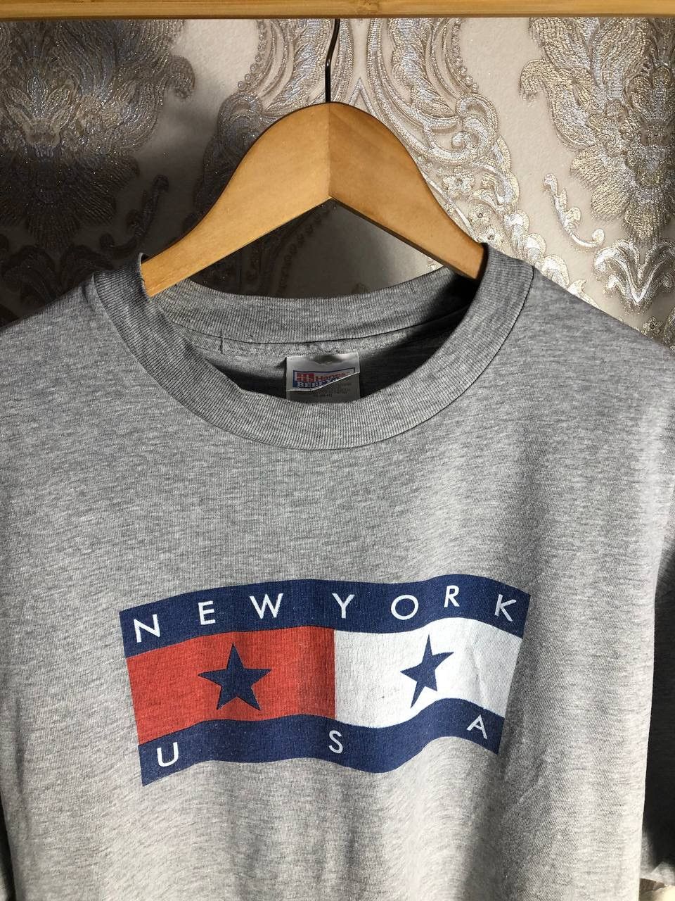 Hanes × Vintage VERY RARE HANES NEW YORK USA BIG LOGO T-SHIRT Y2K 90s RETRO Size US XL / EU 56 / 4 - 2 Thumbnail