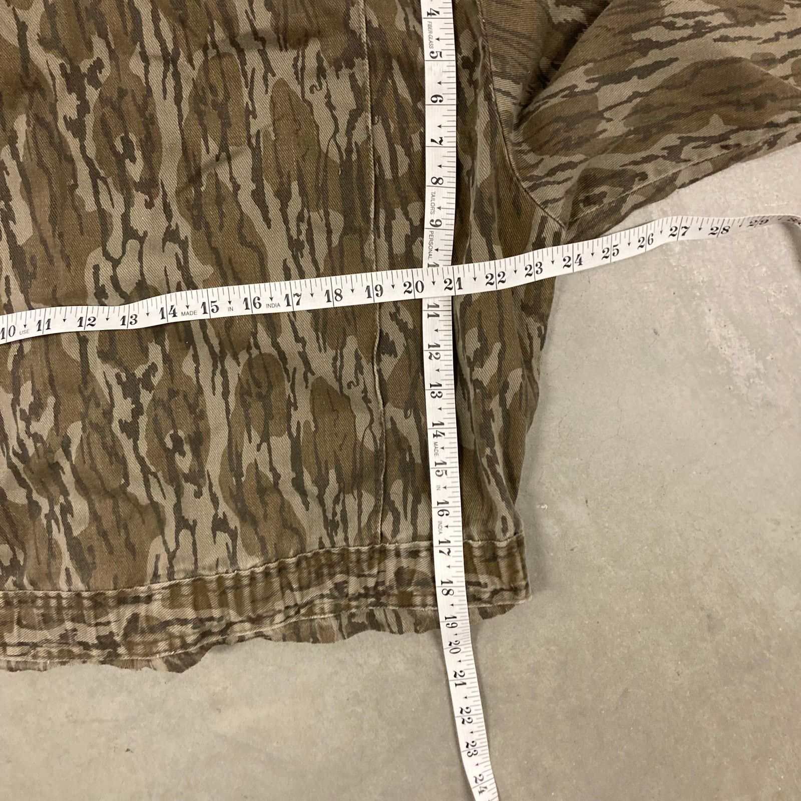 Vintage y2k camo Detroit style cutoff jacket Size US L / EU 52-54 / 3 - 4 Thumbnail