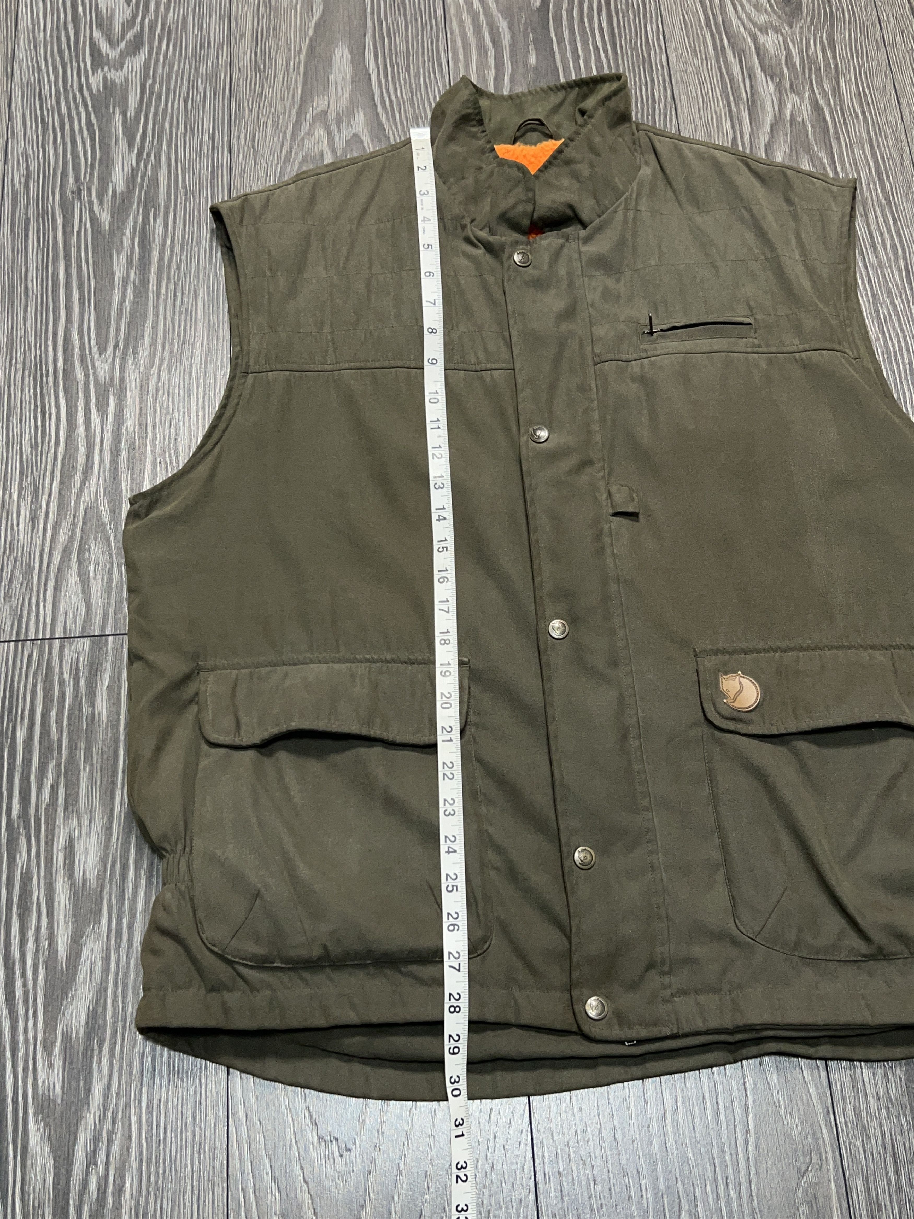 Fjallraven Forest Vest Gilet Waistcoat Pile Inside Hunting Size L Size US L / EU 52-54 / 3 - 12 Thumbnail
