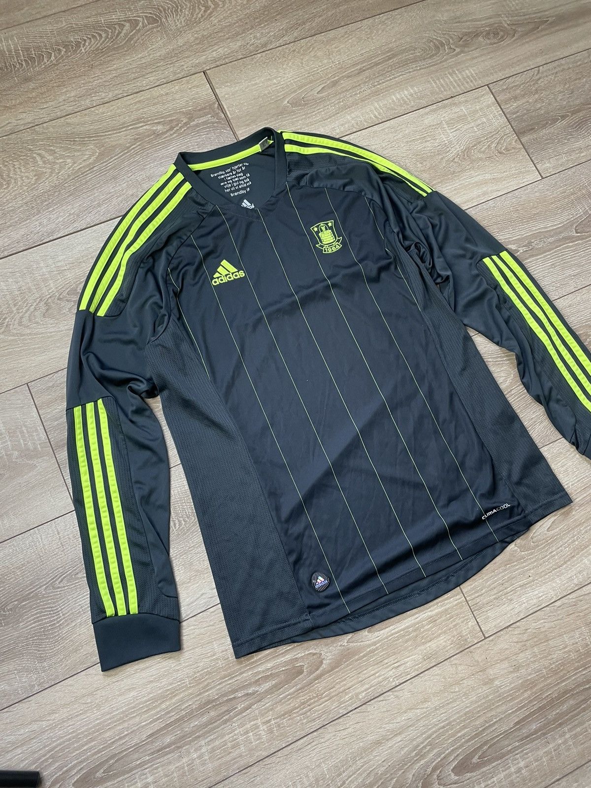 Adidas Brondby IF 2011 Football Shirt Adidas Away Jersey Longsleeve Size US M / EU 48-50 / 2 - 3 Thumbnail
