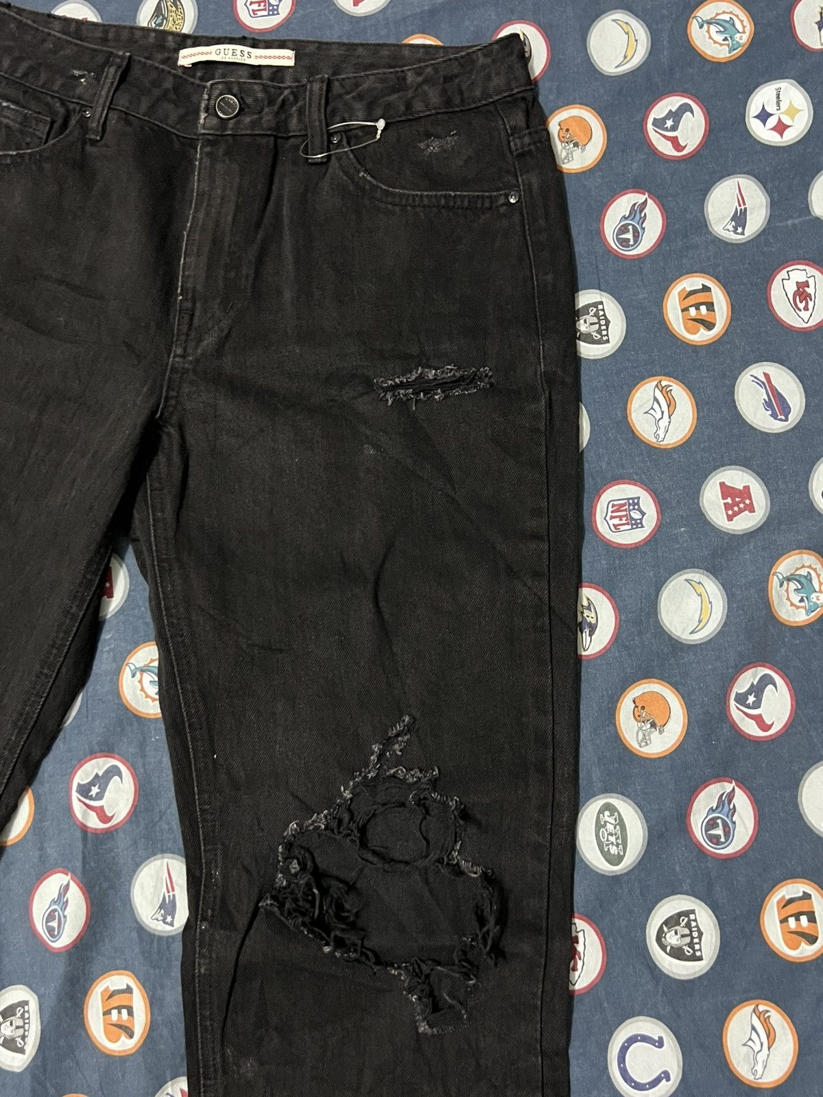 Guess × Seditionaries Guess L A BLACK DISTRESSED WITH TAG Size US 28 / EU 44 - 3 Thumbnail