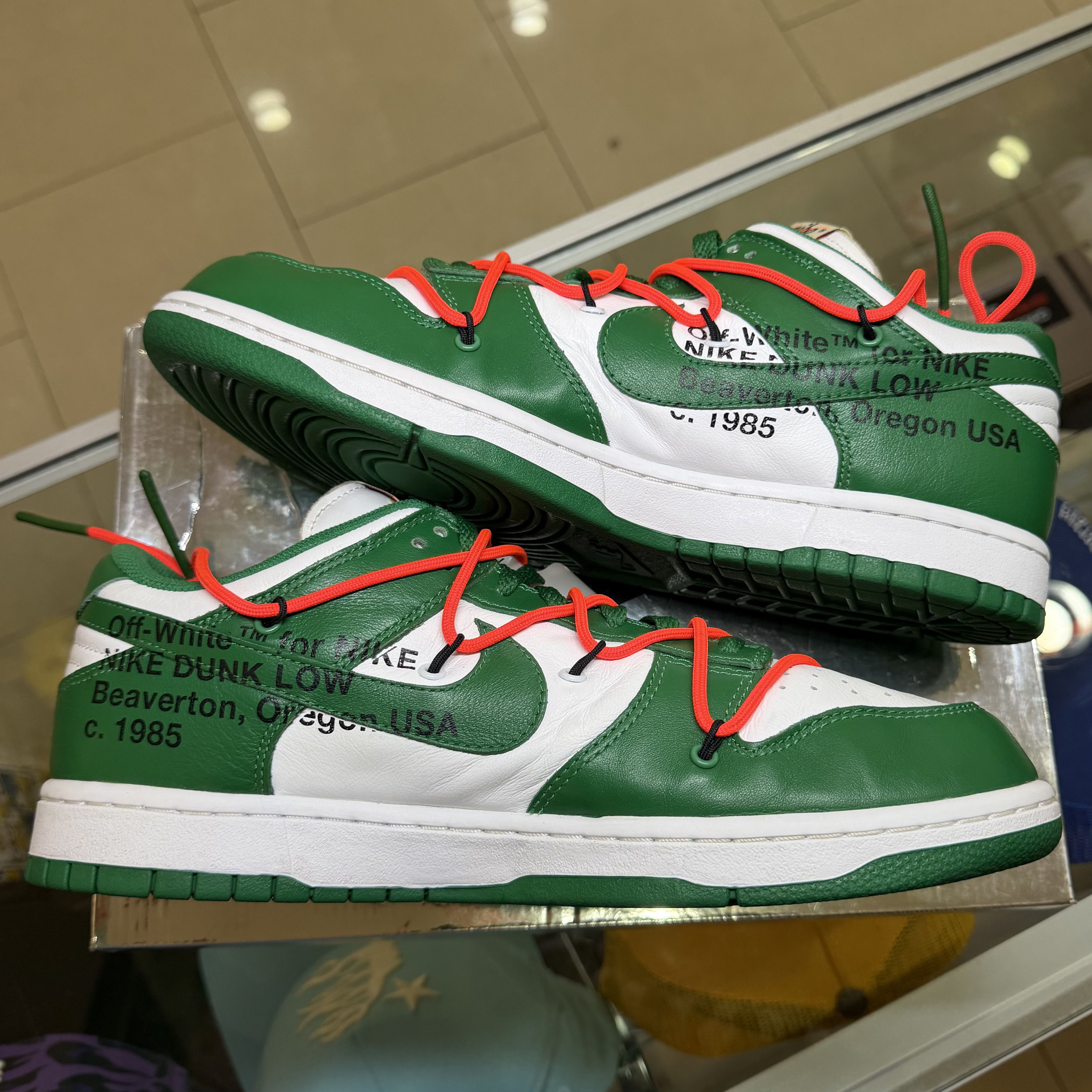 Nike × Off-White Nike Dunk Low Off-White Pine Green Size 11 Size US 11 / EU 44 - 3 Thumbnail