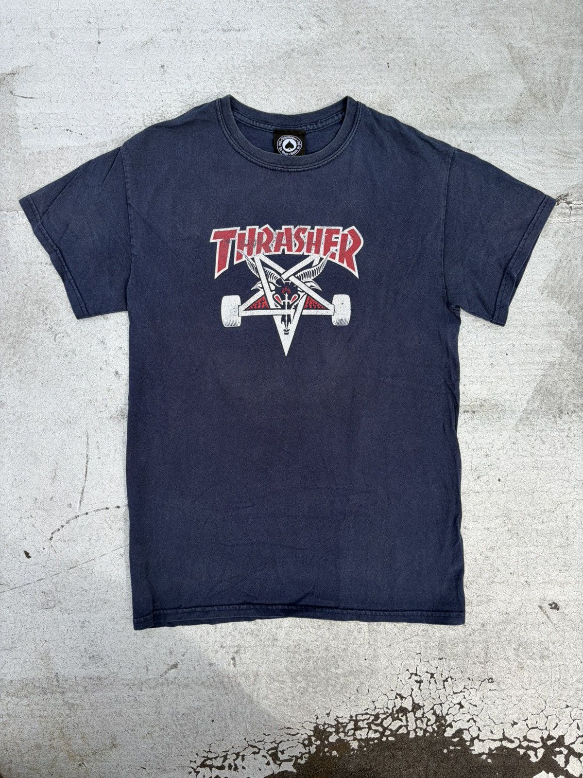 Thrasher Vintage thrasher logo t shirt blue small faded distressed Size US S / EU 44-46 / 1 - 1 Thumbnail
