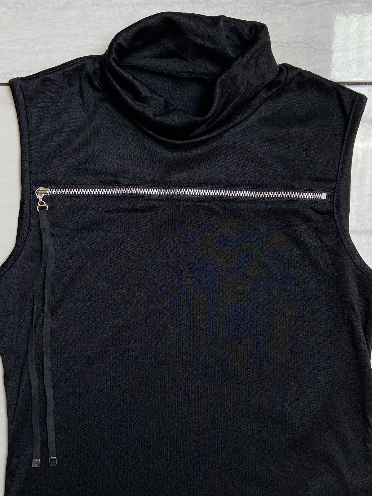 Karl Lagerfeld LAGERFELD Black Sleeveless T-Shirts Size US XS / EU 42 / 0 - 7 Thumbnail