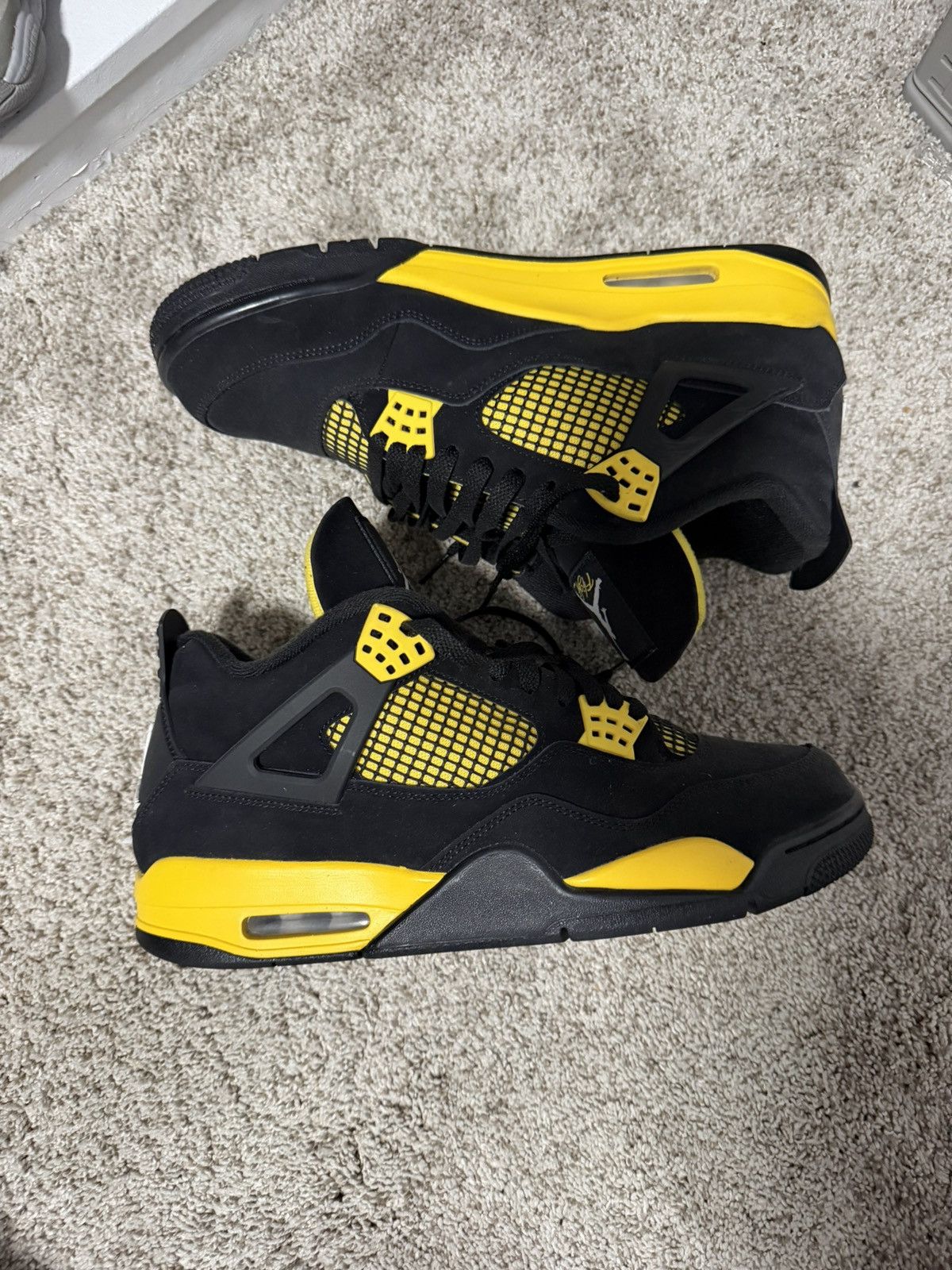 Jordan 4 “Yellow Thunder” - 11.5 M