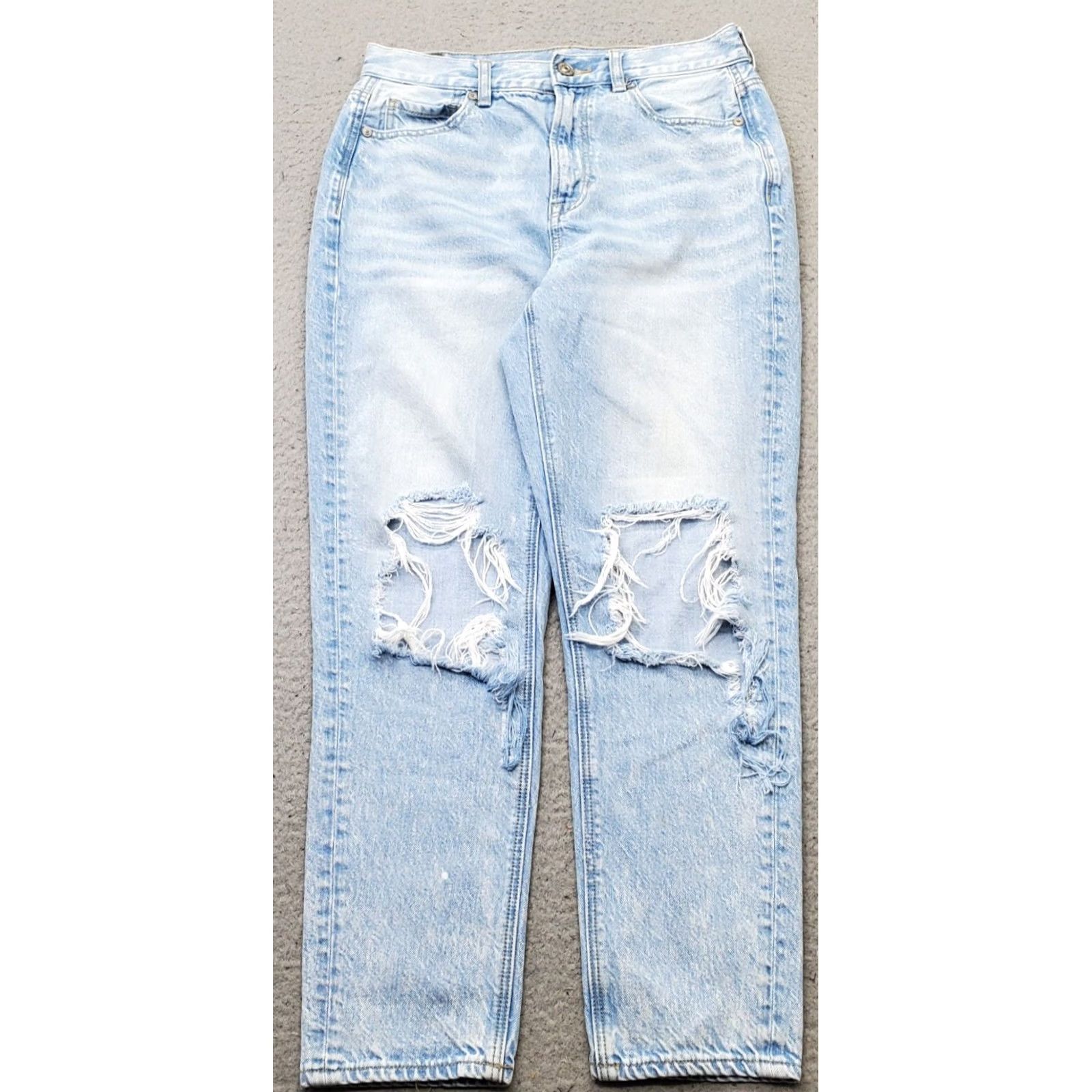 American Eagle Outfitters American Eagle Outfitters Mom Jeans Womens Size 2 Blue Distressed Light Wash Straight Jeans Size 26" / US 2 / IT 38 - 2 Thumbnail
