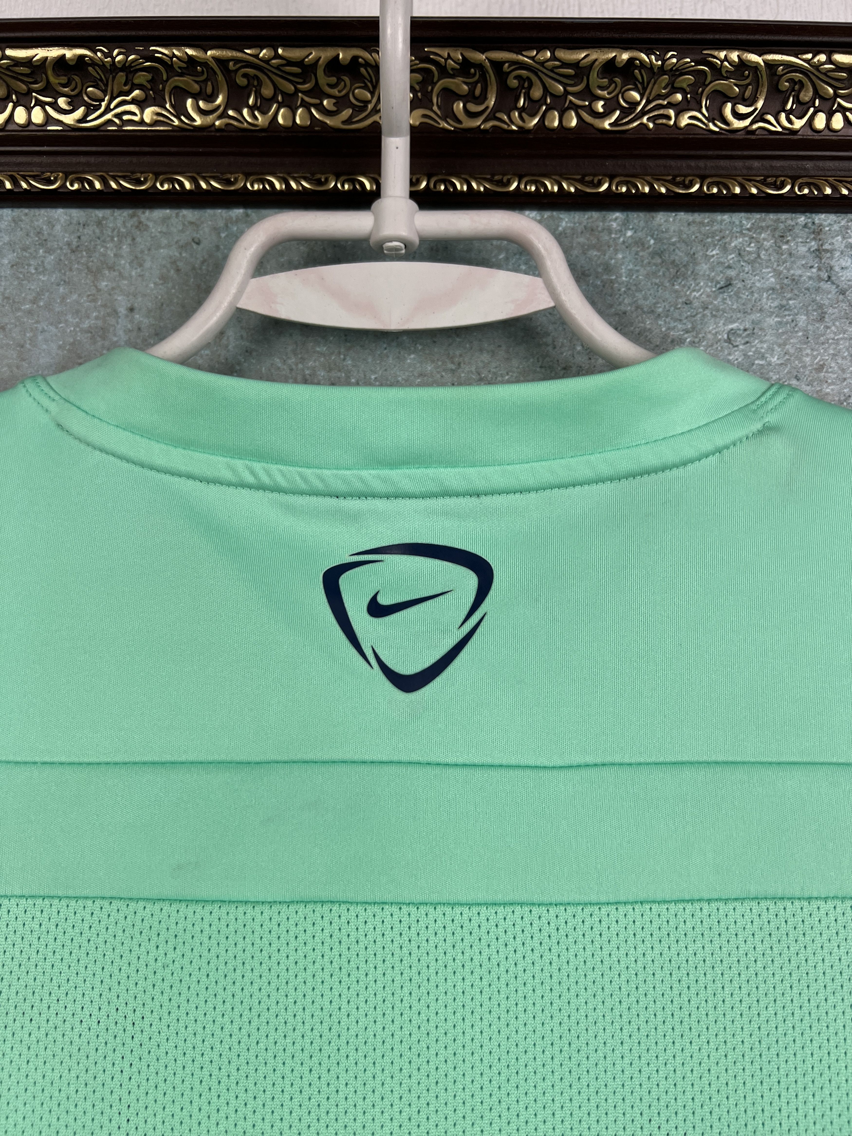 Nike FC Barcelona Football Train Shirt Soccer Jersey Trikot Size US L / EU 52-54 / 3 - 10 Thumbnail
