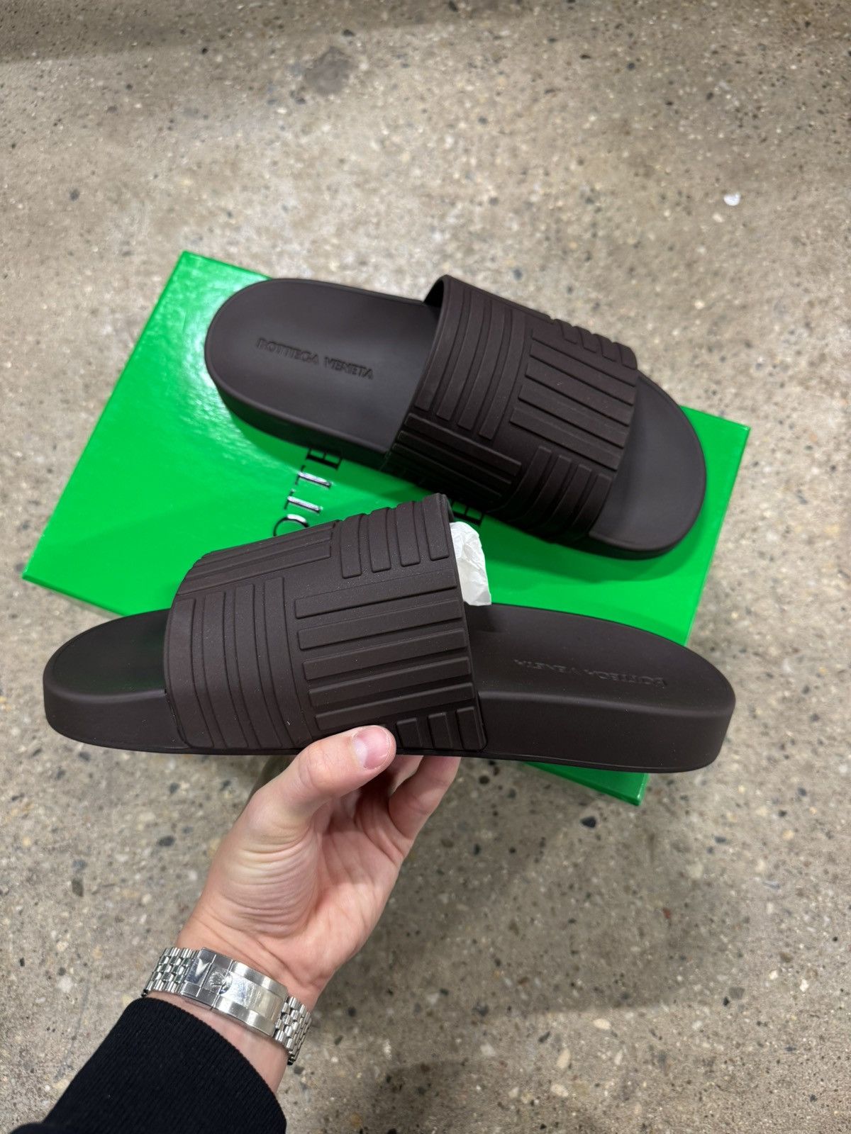 Bottega Veneta Bottega Veneta Embossed Rubber Slides NEW 550$ Size US 7 / EU 40 - 3 Thumbnail