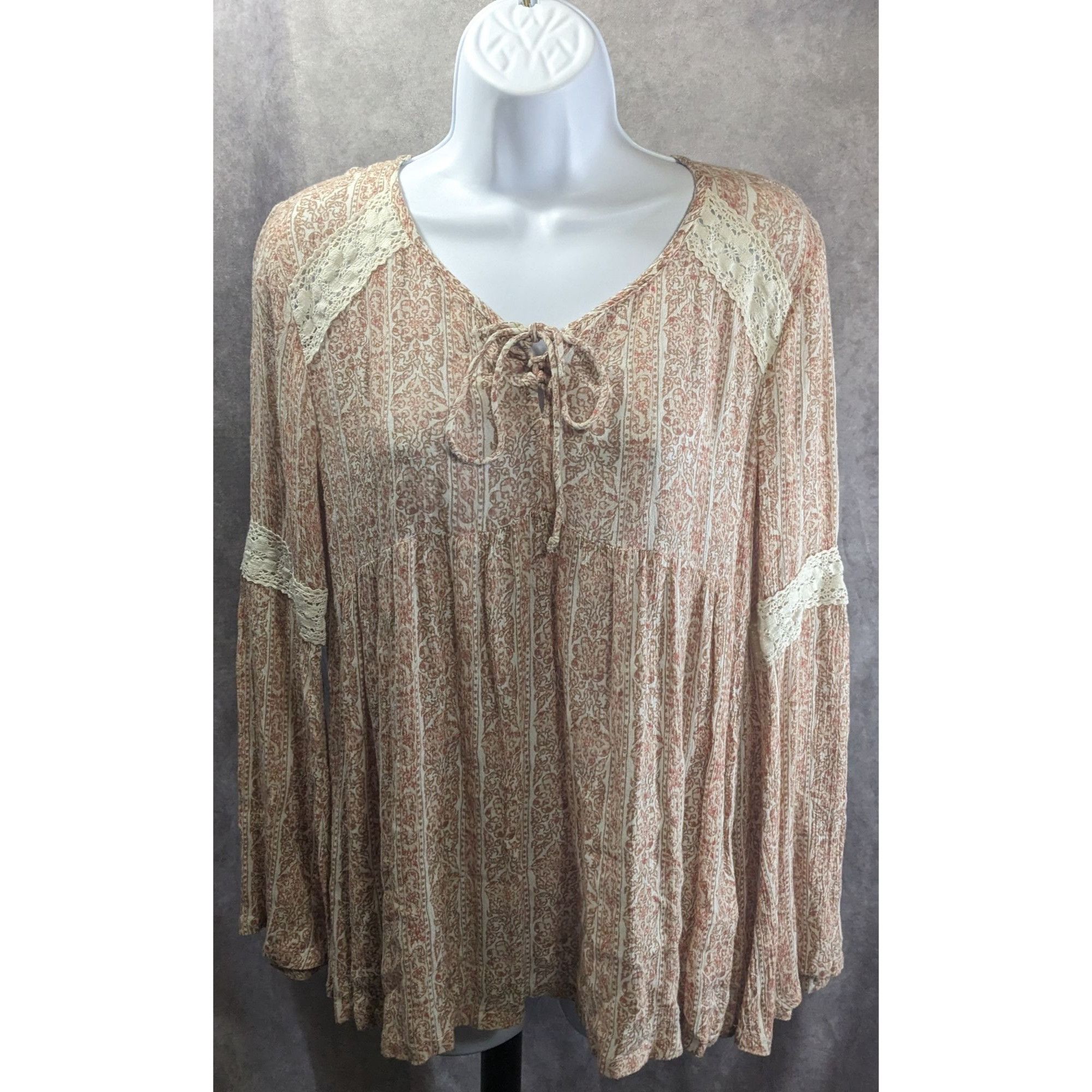 Hollister Romantic Hippie Hollister Lace Boho Peasant Top Bell Sleeve Size S / US 4 / IT 40 - 7 Thumbnail