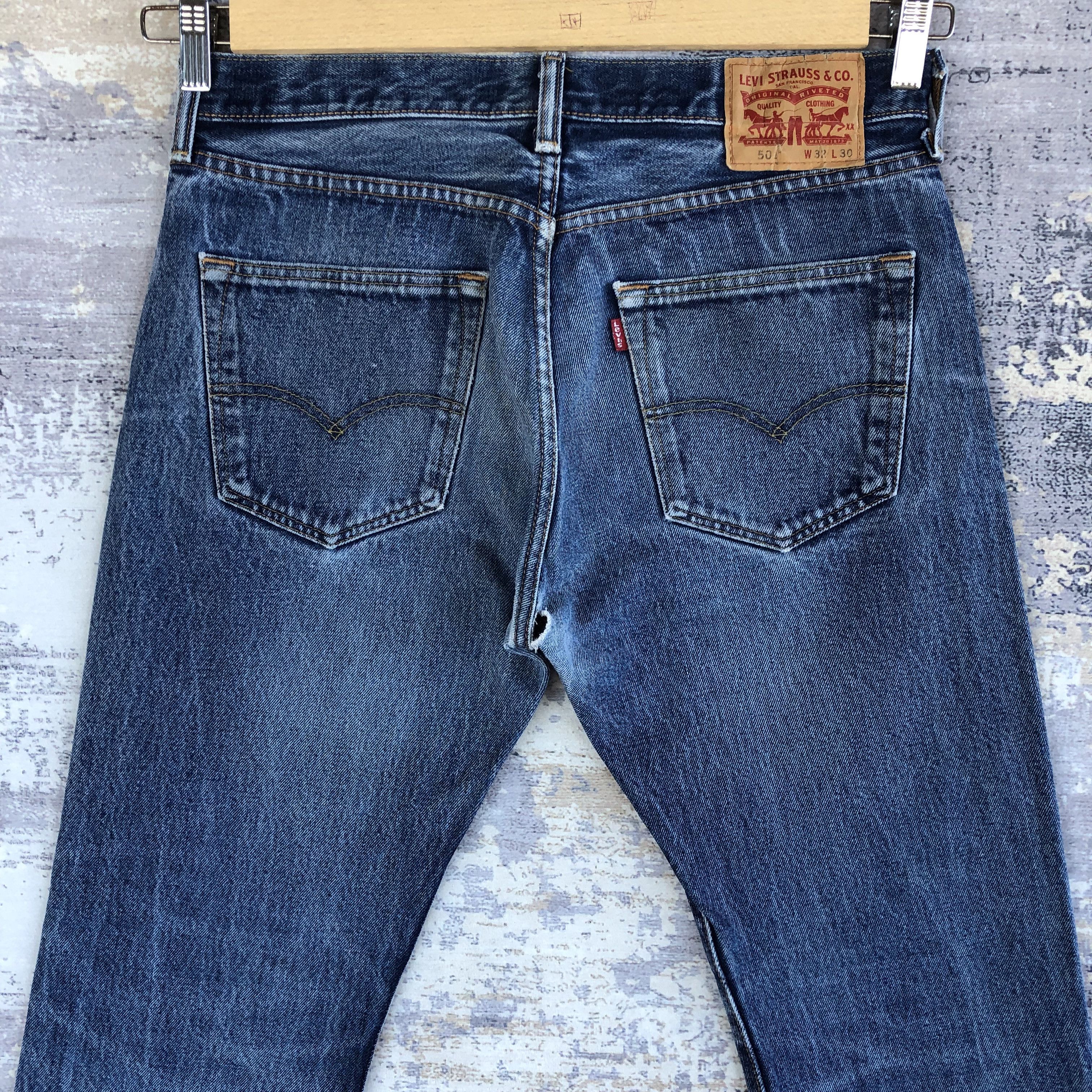 Levi's Vintage Y2K Levis 501 Faded Jeans Levi's Distressed Denim Size US 32 / EU 48 - 4 Thumbnail